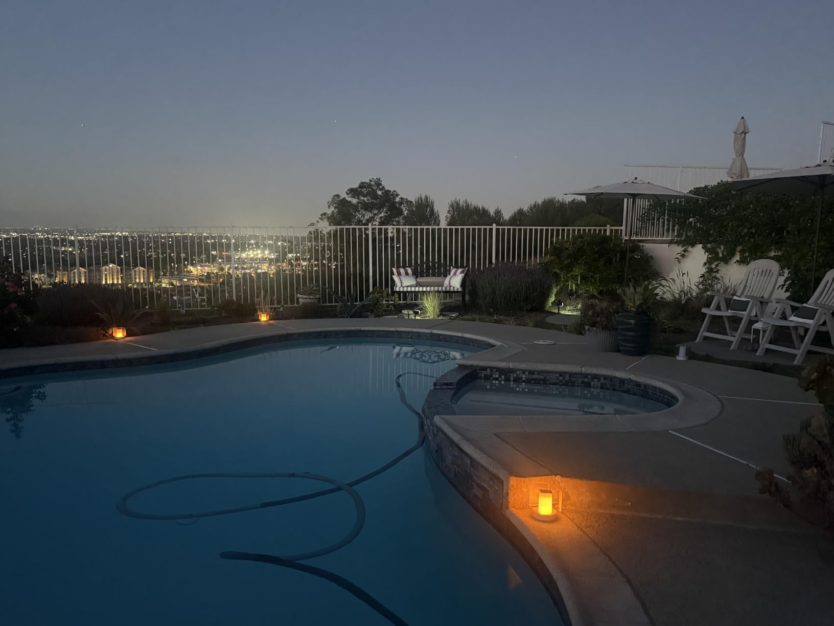 LanPool Floating Pool Lights, Solar Flame Pool Lights Waterproof, Square Pool Light, Glow in The Dark Light Up Swimming Pools Accessories,Floating Solar Light for Pools Pond Outdoor-2PCS customer photo 2
