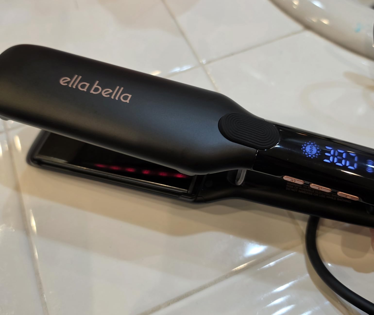 ELLA BELLA® Titanium Flat Iron Hair Straightener Large with Infrared customer photo 2