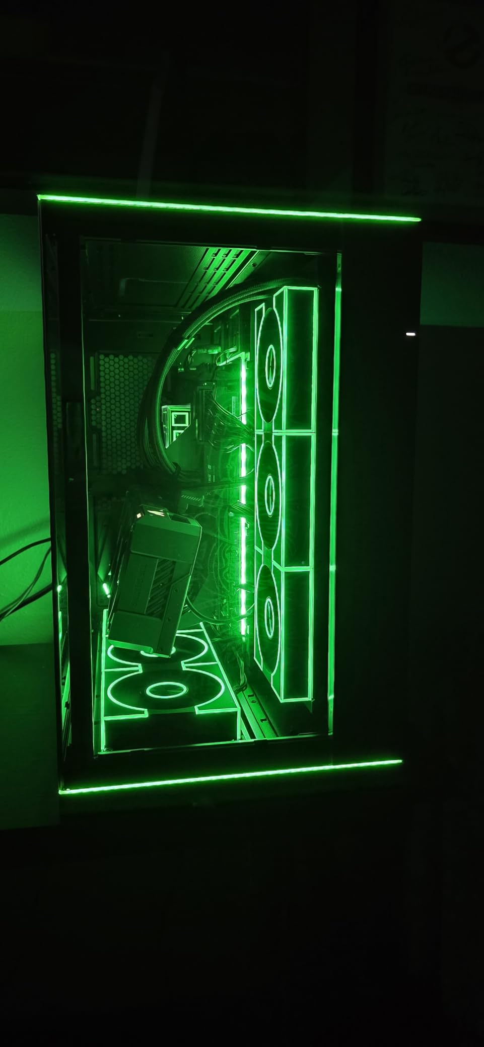 LIAN LI O11D EVO RGB Black E-ATX Case, 420mm Radiator (O11DERGBX.US) customer photo 2