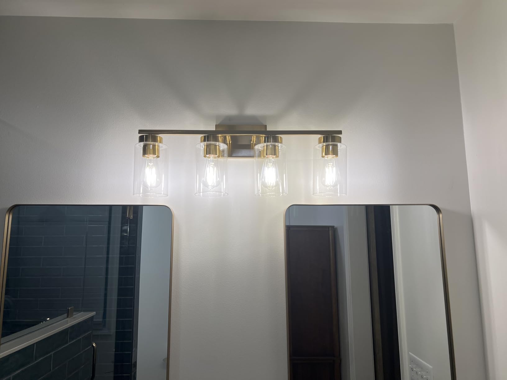 3-Light Bathroom Vanity Light, Modern Brushed Gold Wall Lights with Clear Glass Shades, Bathroom Wall Sconce Lamp for Mirror Living Room Bedroom Hallway customer photo 1