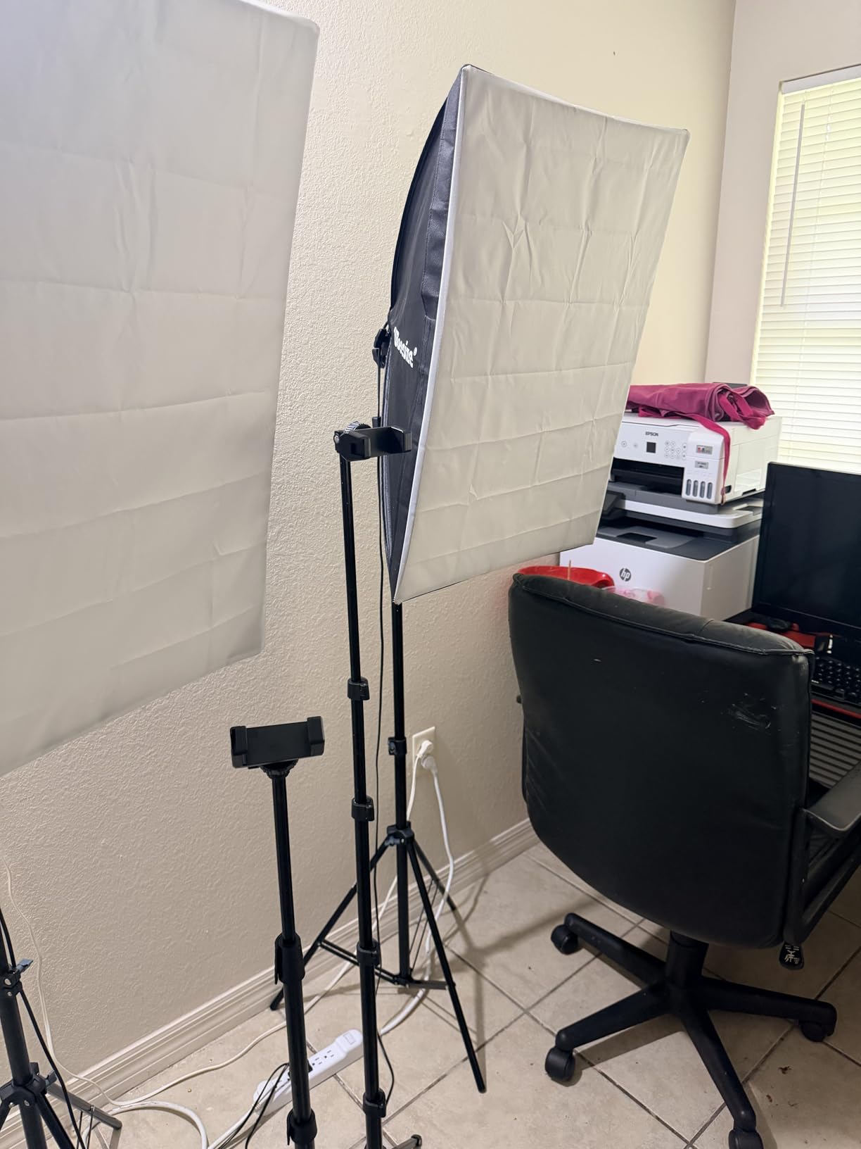 UBeesize 88’’ Flexible Phone Tripod with 14.95’’ Gooseneck, Remote and Phone Holder, Overhead Cell Phone Stand＆Selfie Stick for Video Recording, Compatible with iPhone Android Phone, Camera Black customer photo 1