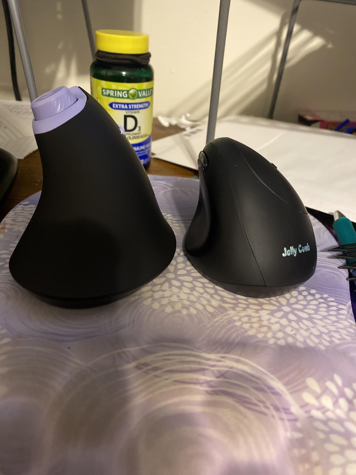 seenda MOU-302 Wireless Bluetooth Ergonomic Vertical Mouse with Volume Knob customer photo 1