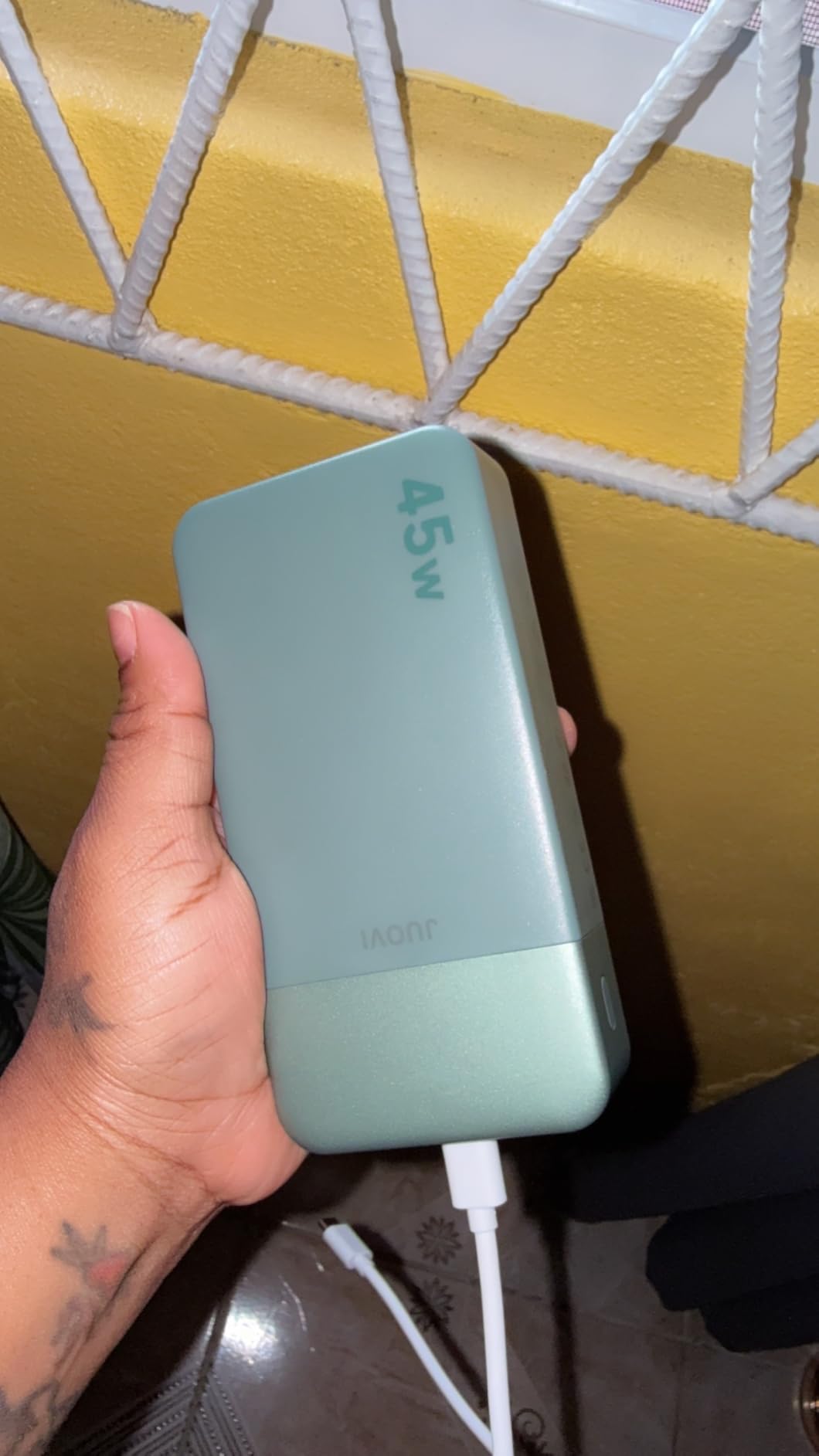 JUOVI Power Bank 45W 20000mAh Portable Charger customer photo 1
