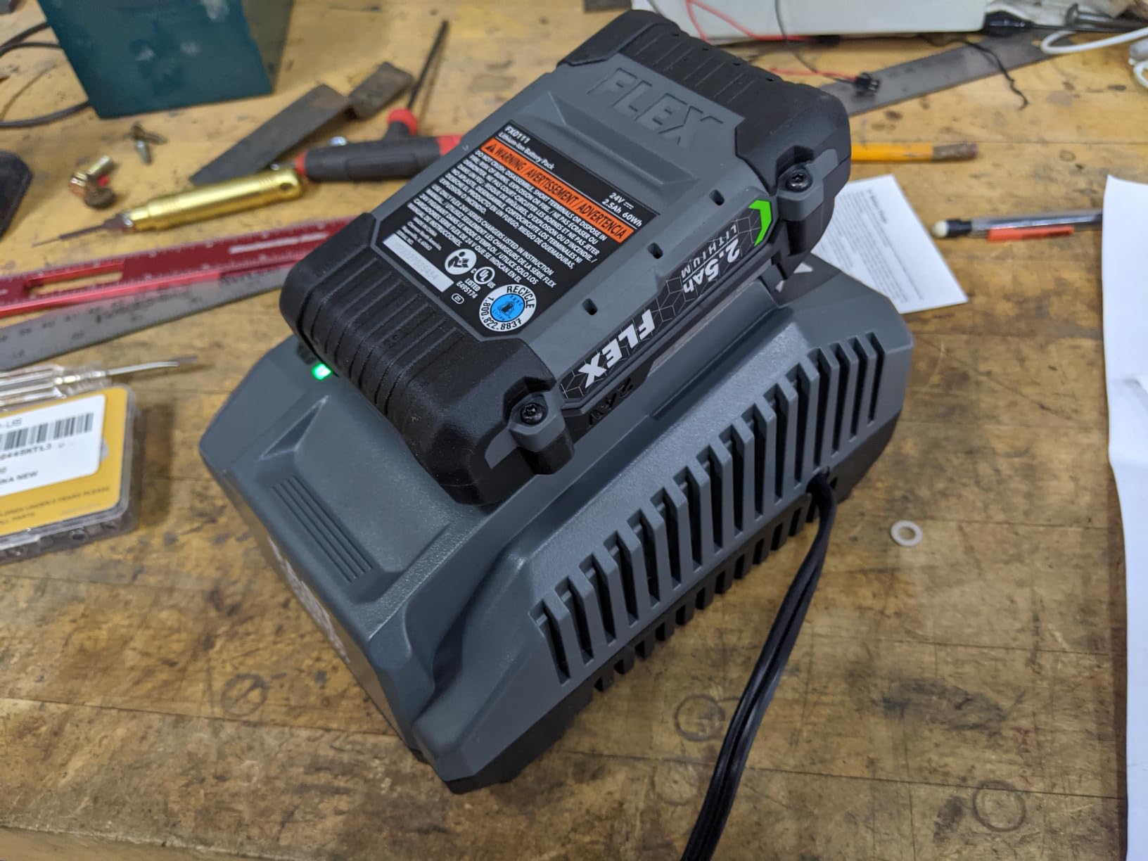 FLEX 24V Brushless Cordless 6-Tool Combo Kit: Hammer Drill, Hex Impact Driver, Circular Saw, Multi-Tool, Reciprocating Saw, Work Light with 2.5Ah, 5.0Ah Lithium Batteries and 160W Charger - FXM601-2B customer photo 1