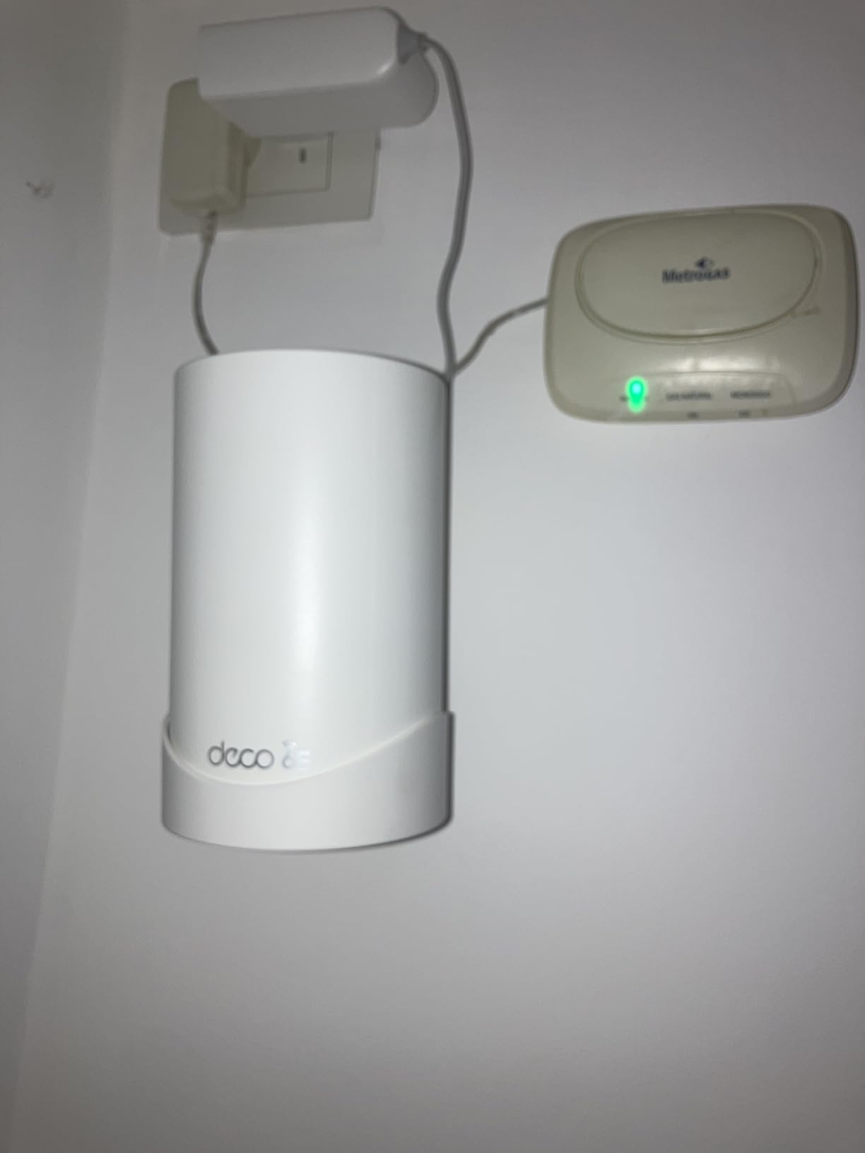 TP-Link Deco XE70 Pro AXE4900 Tri-Band WiFi 6E Mesh WiFi System, 3-Pack customer photo 1