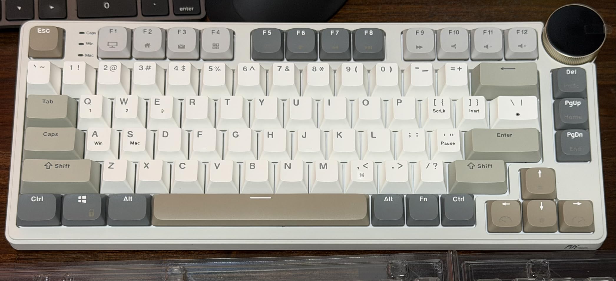 RK ROYAL KLUDGE N80 Low Profile Mechanical Keyboard w/Smart Display Screen customer photo 2