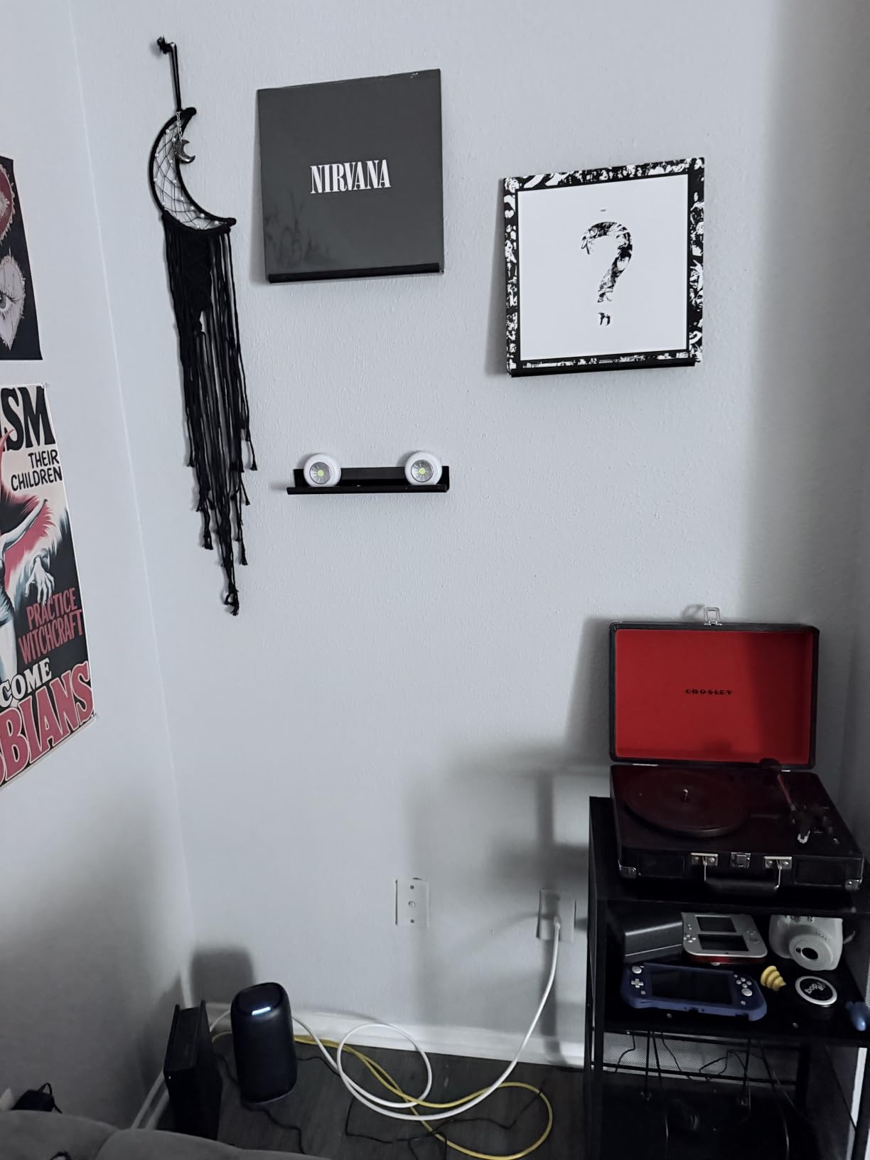 VASAGLE 3-Tier Record Player Stand, Vinyl Record Storage up to 100 Albums customer photo 2