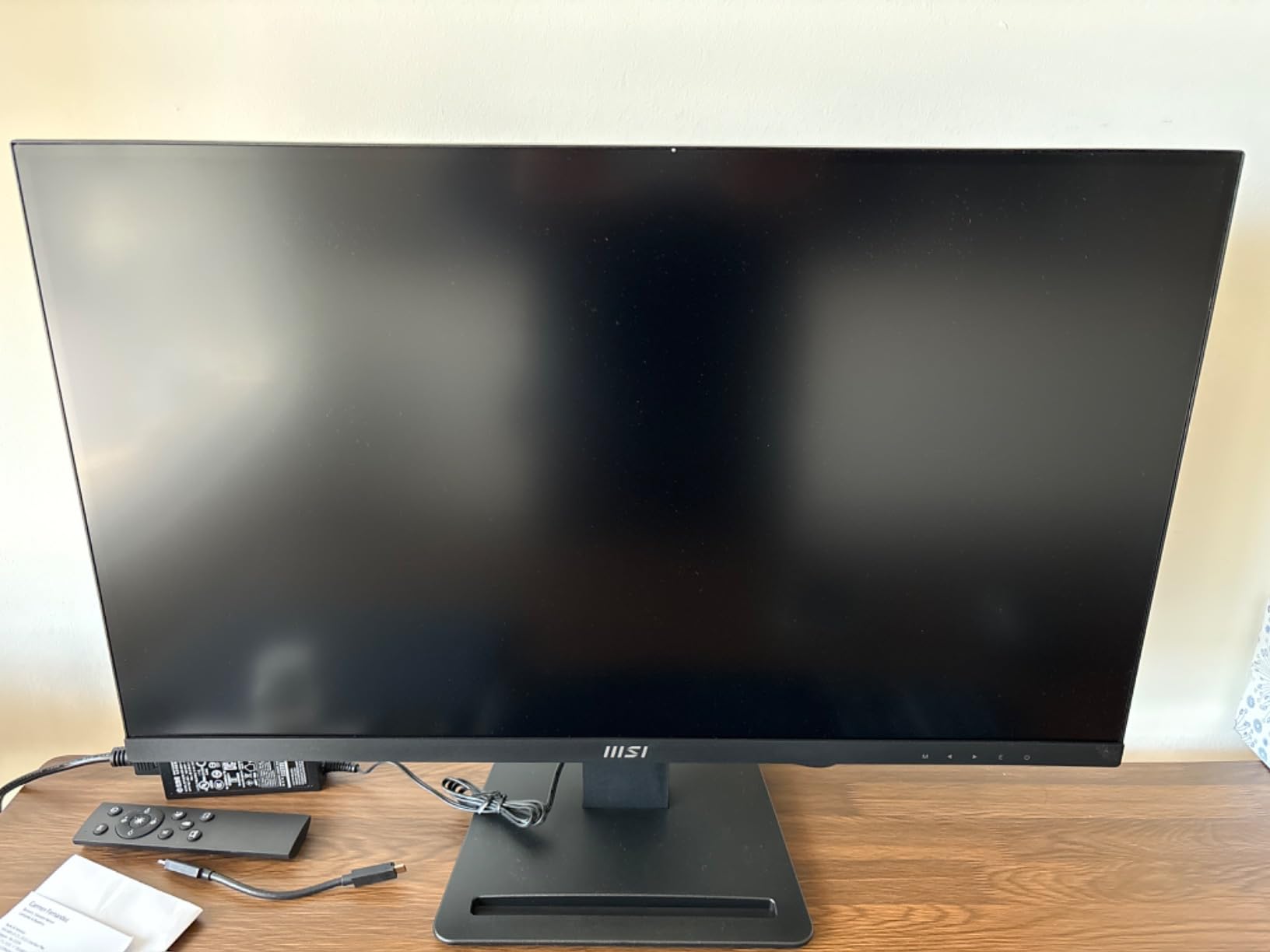 msi PRO MP273U, IPS 3840 x 2160 (UHD) Computer Monitor, 4K, 60 Hz, Adaptive-Synch, HDMI, DisplayPort, 4ms (GTG), Black customer photo 2