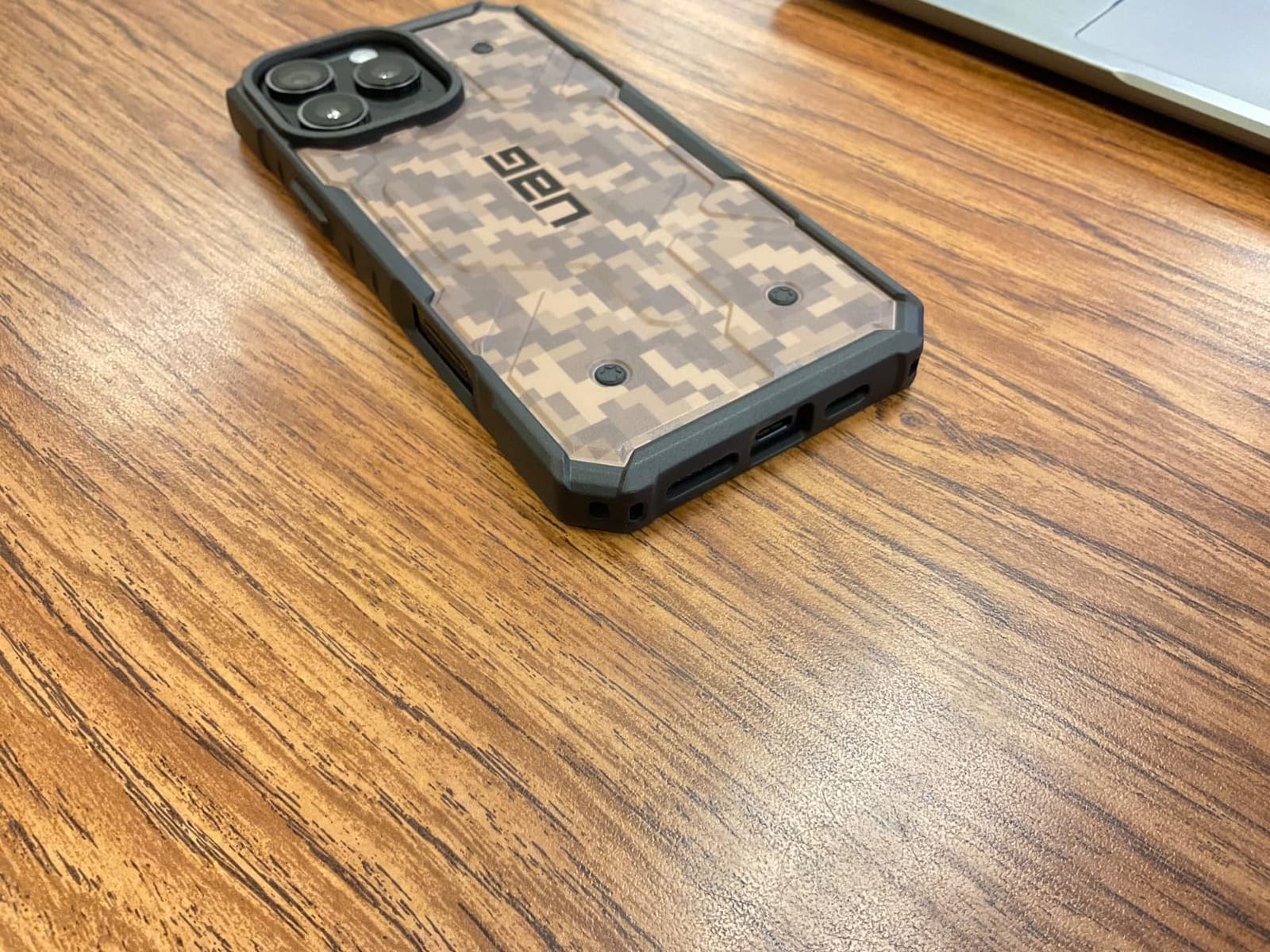 URBAN ARMOR GEAR UAG Designed for iPhone 16 Pro Max Case 6.9