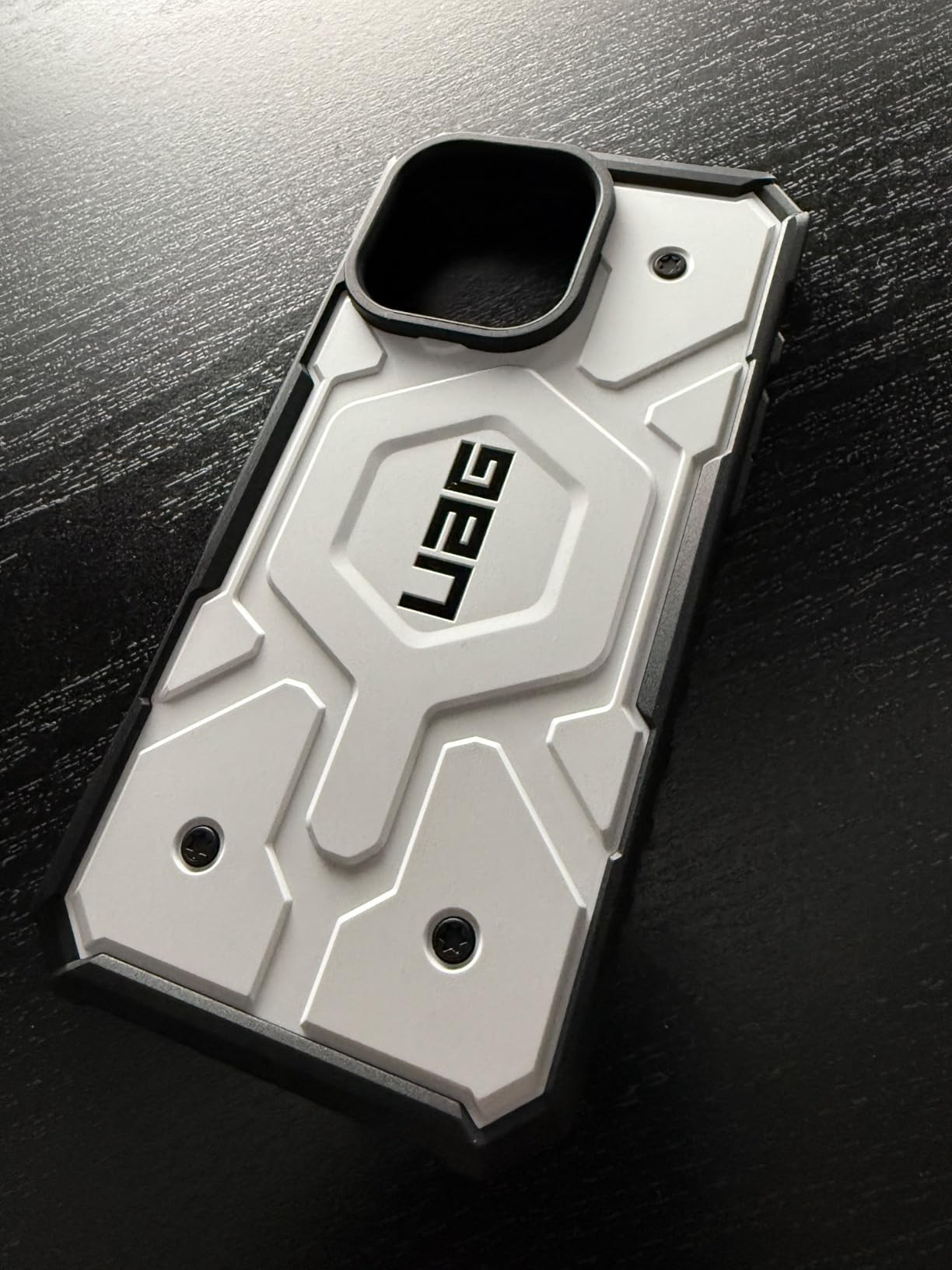 URBAN ARMOR GEAR UAG Designed for iPhone 16 Pro Max Case 6.9