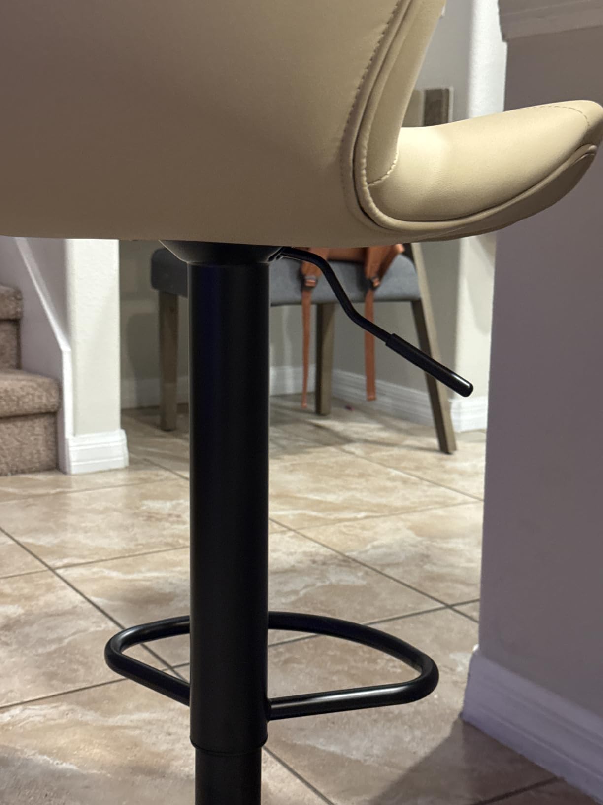 Bar Stools Set of 2,Adjustable Swivel Barstools, Faux Leather Bar Chairs,Upholstered Counter Height with High Backrest for Kitchen Island, Black customer photo 1