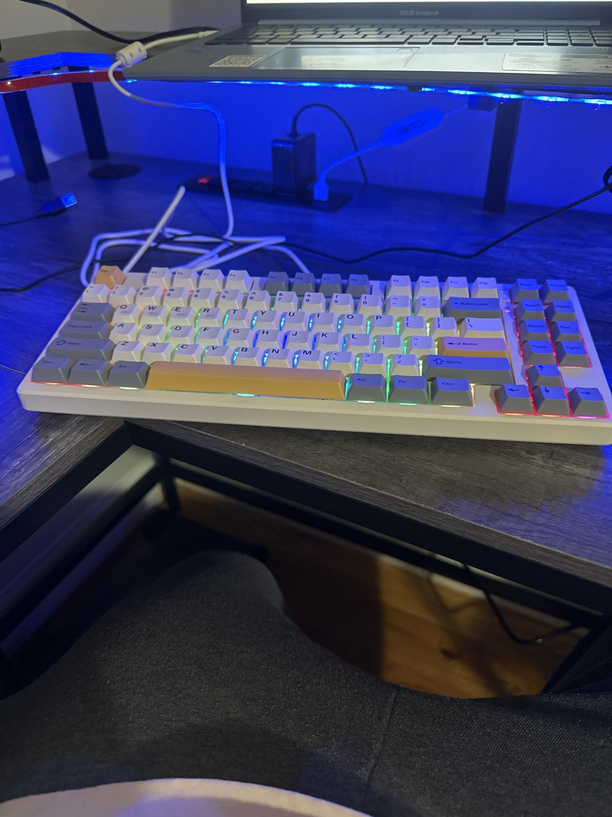 Kisnt KN85 Wireless Mechanical Keyboard, 75% Layout, Bluetooth/2.4GHz/USB-C, Custom RGB Backlit, Hot-Swappable Linear Switch, Creamy Sound for Gaming/Typing (Retro Beige) customer photo 1