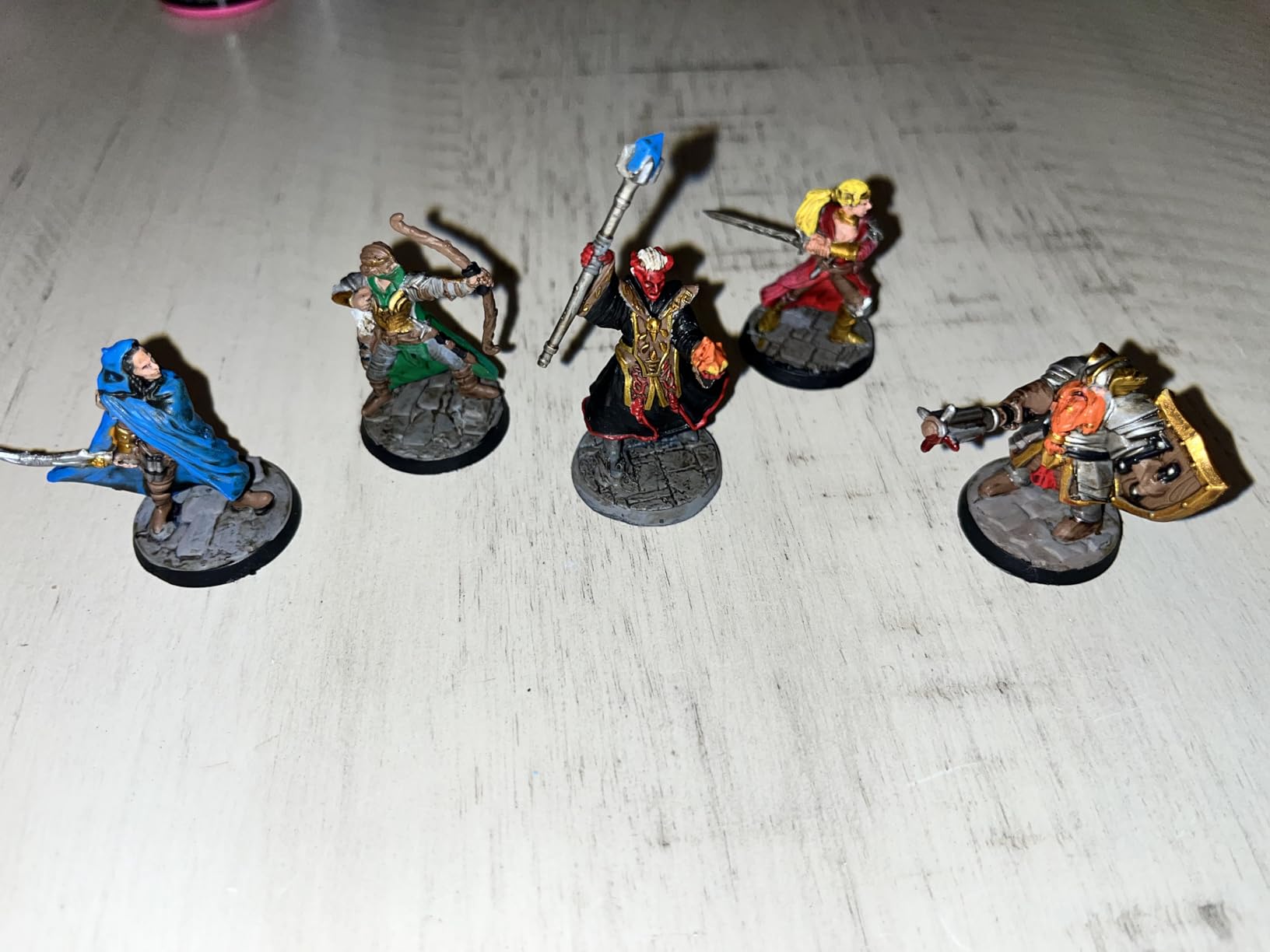The Army Painter, GameMaster Adventure Starter Set, 15 x 18 ml | 15 x 18ml Warpaints Fanatic Acrylic paints, incl. a Brush-On Primer, 5 FREE Miniatures & 1 Brush - For Warhammer & Dnd customer photo 1