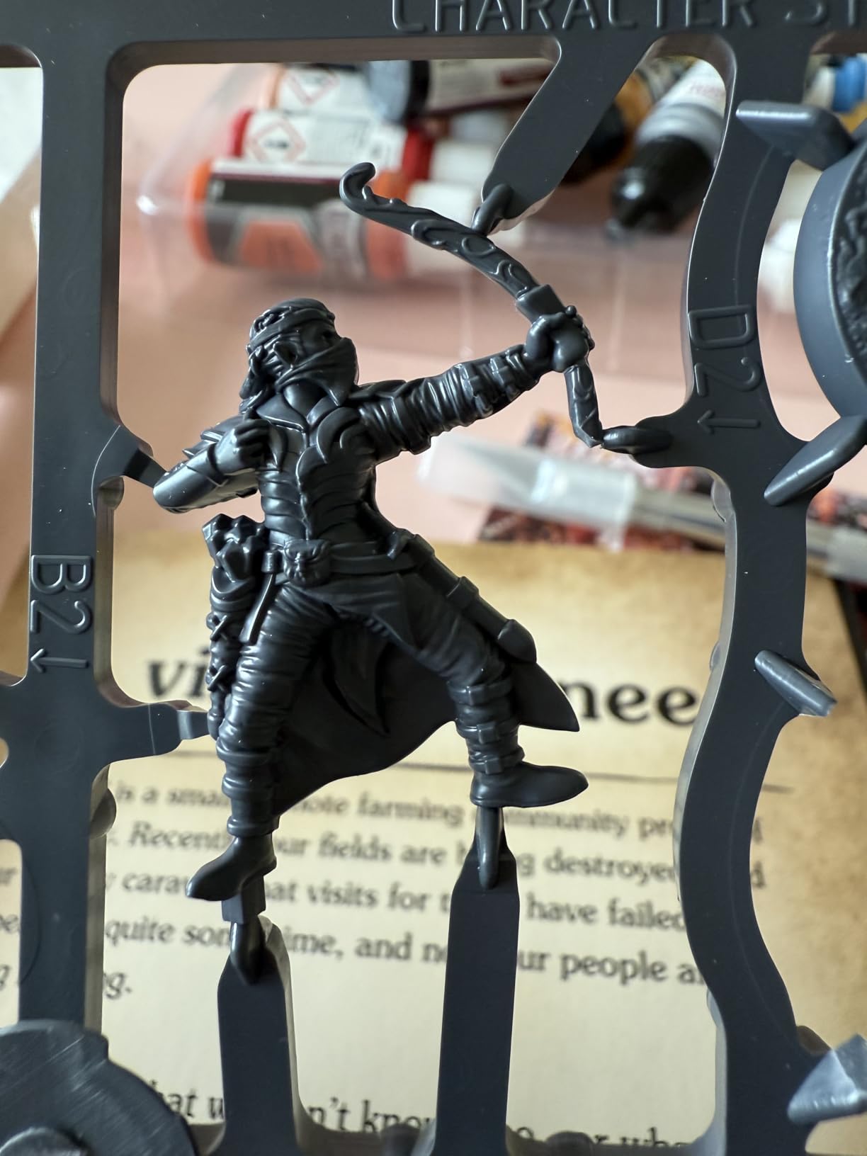 The Army Painter, GameMaster Adventure Starter Set, 15 x 18 ml | 15 x 18ml Warpaints Fanatic Acrylic paints, incl. a Brush-On Primer, 5 FREE Miniatures & 1 Brush - For Warhammer & Dnd customer photo 2