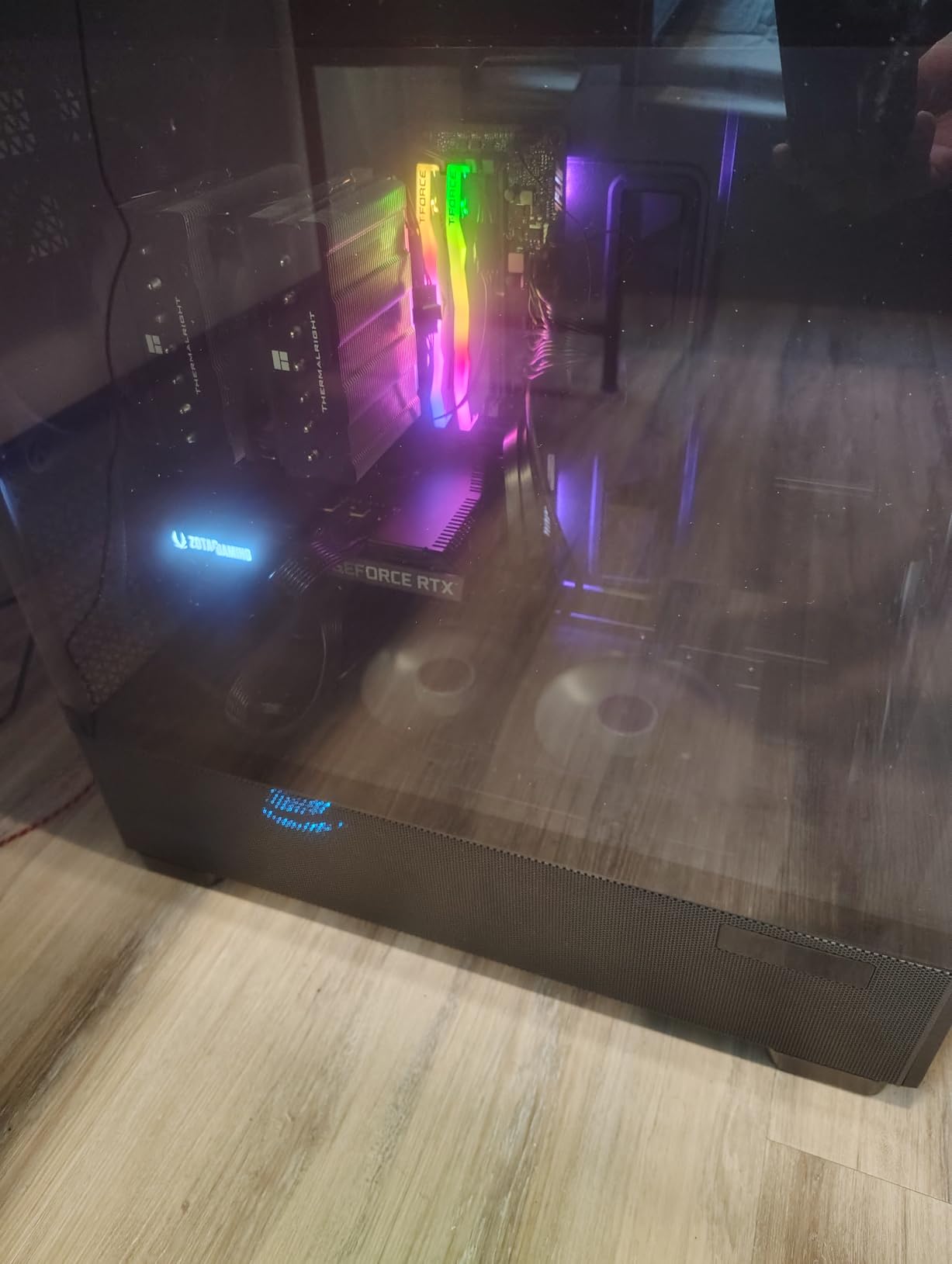 Antec Flux Pro Full-Tower E-ATX PC Case, 6 PWM Fans Included, Black customer photo 2
