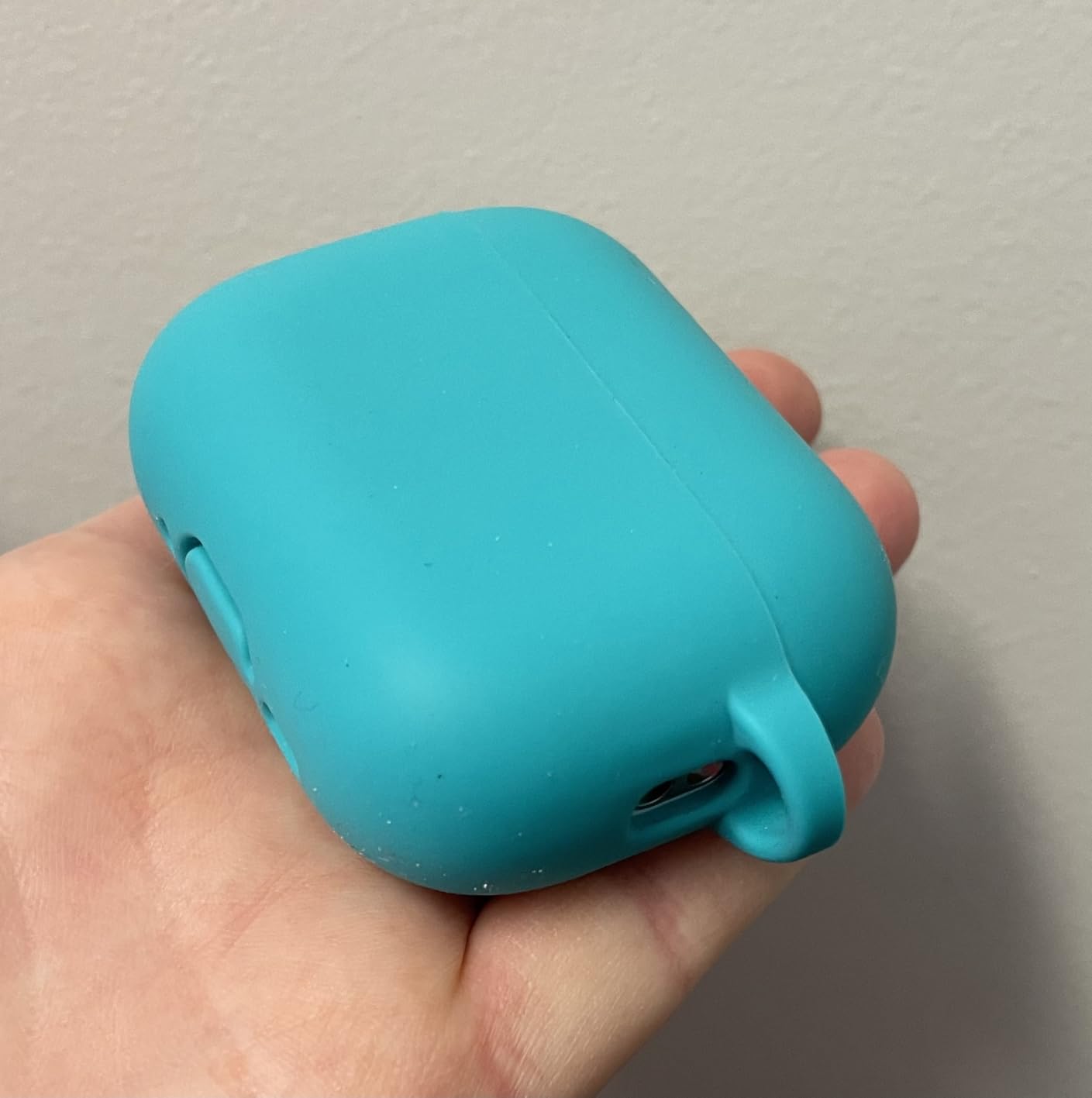 R-fun Silicone Case for AirPods 4 and AirPods 5, Black customer photo 2