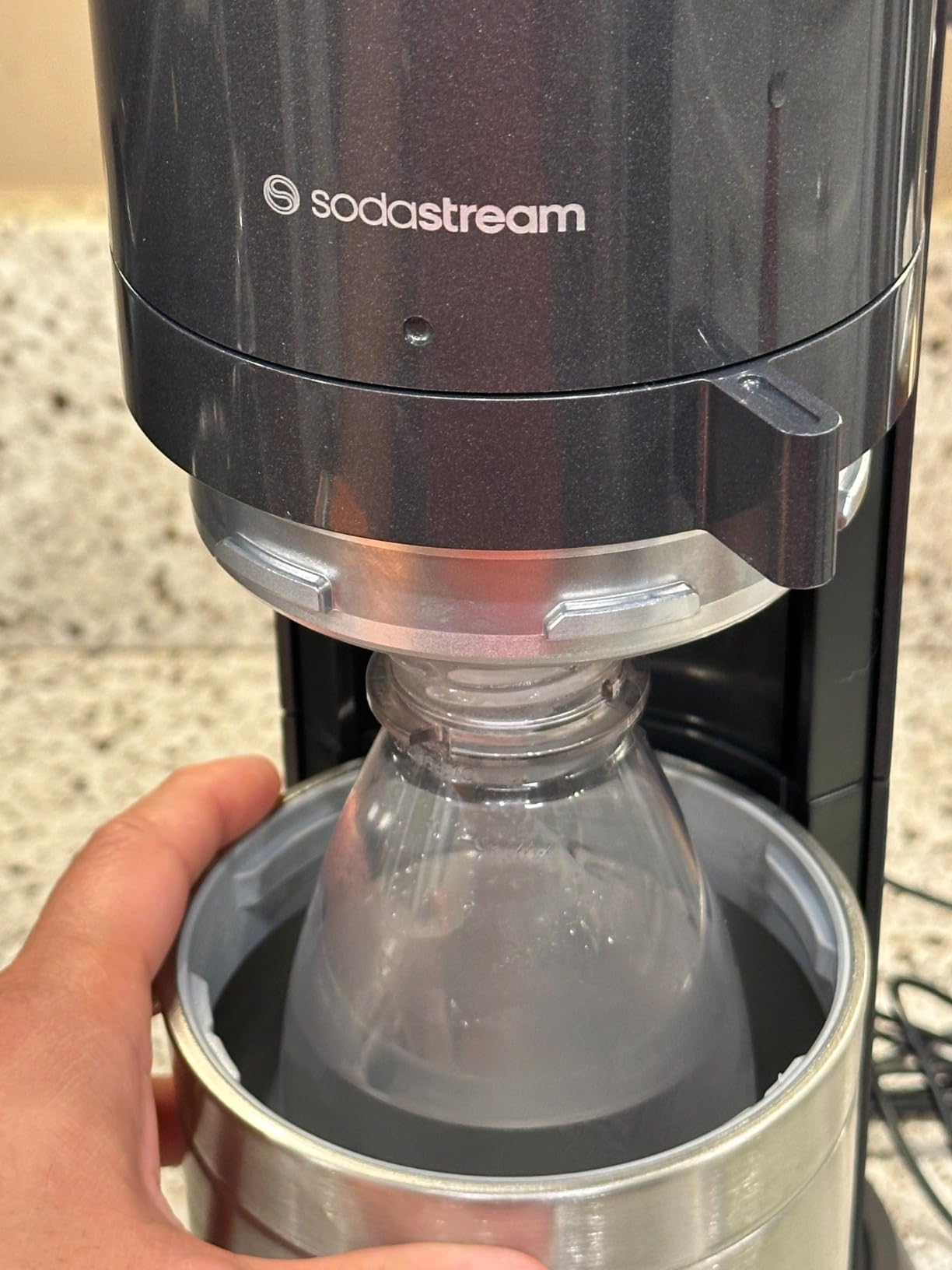 SodaStream E-Duo Sparkling Water Maker (Black) with 60L CO2, 1 BPA- Free Carbonating Bottle and (1)1L Glass Bottle customer photo 1