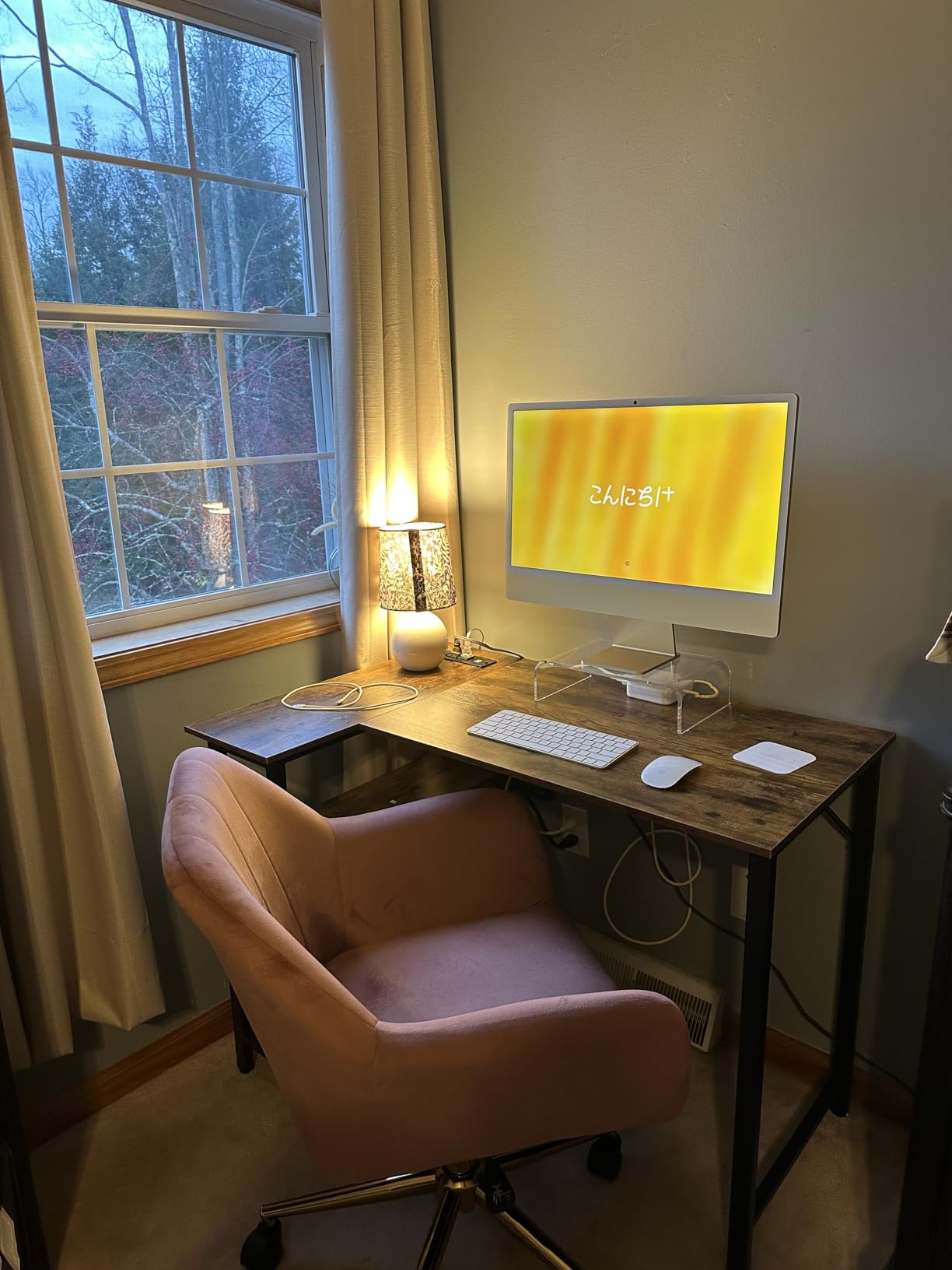 Apple 2024 iMac All-in-One Desktop Computer with M4 chip with 10-core CPU and 10-core GPU: Built for Apple Intelligence, 24-inch Retina Display, 16GB Unified Memory, 256GB SSD Storage; Silver customer photo 2