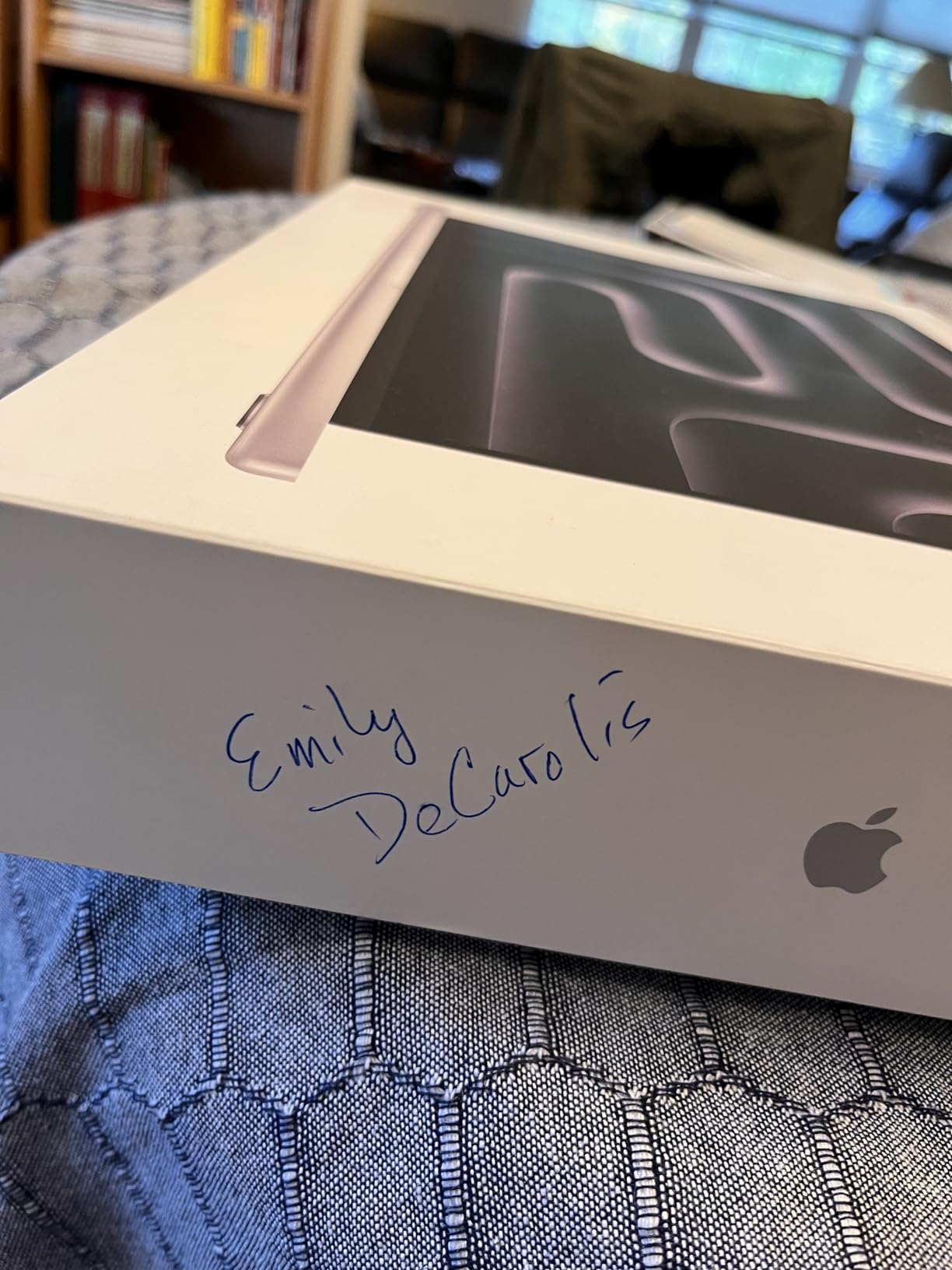 Apple 2024 MacBook Pro Laptop with M4 Max, 14‑core CPU, 32‑core GPU: Built for Apple Intelligence, 16.2-inch Liquid Retina XDR Display, 36GB Unified Memory, 1TB SSD Storage; Silver customer photo 1