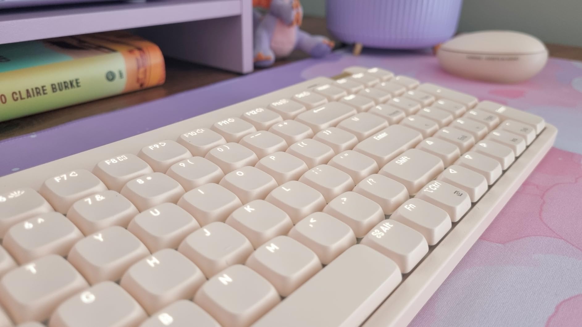 Flow Lite 100 Keys Low Profile Mechanical Keyboard, Swappable Rechargeable Wireless Keyboard with 2.4G Receiver, Bluetooth and Wired Connection for Windows, Mac/ Specter Linear Switches (Marble) customer photo 2