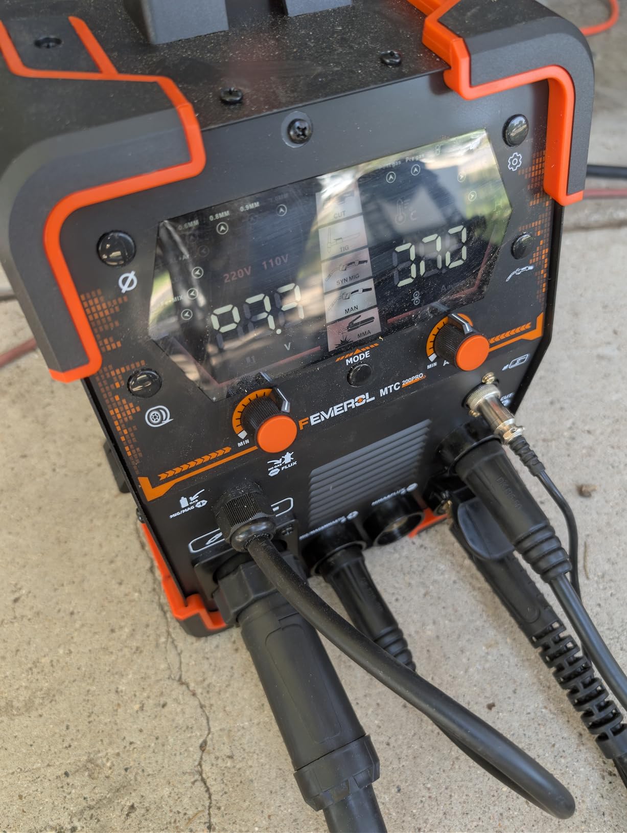 FEMEROL Plasma Cutter Welder Combo 200A Gas MIG/Gasless MIG/HF TIG/Stick/CUT/SPOT 6 in 1 Welding Machine Aluminum Welding 110/220V Dual Voltage Multi Process Welder customer photo 1