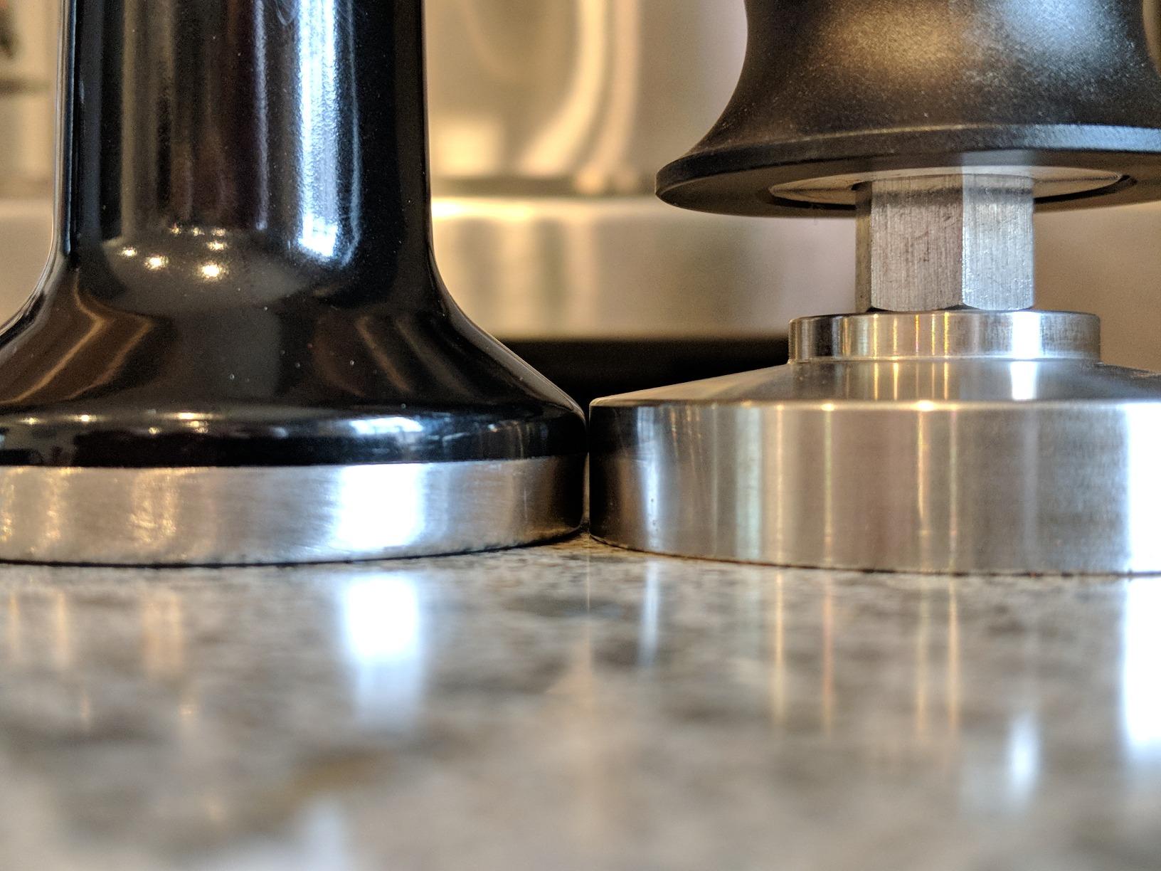 LuxHaus 58mm Calibrated Level Tamper for Espresso Machine with Spring Loaded 100% Flat Stainless Steel Base customer photo 2