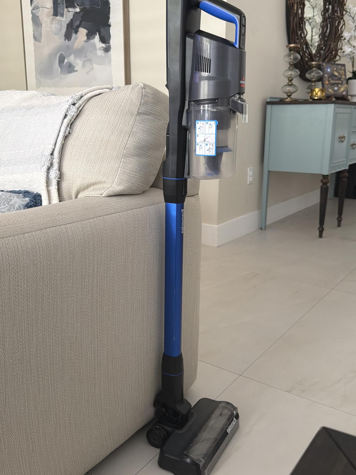 Bissell PowerClean FurFinder 200W Self-Standing Cordless Vacuum, 4052 customer photo 2
