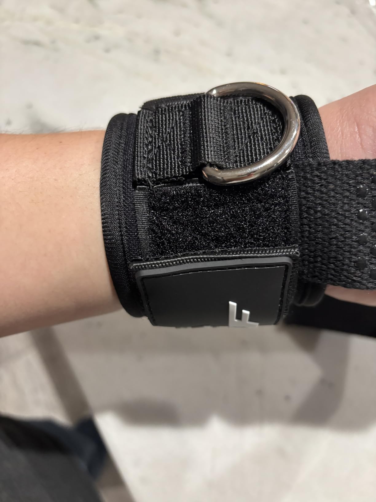 Ekkovision EKKO Weight Lifting Straps With Cuffed D Ring, Wrist Support for Men, Heavy Duty Thick Comfortable Lifting Straps, Secure Fit, Enhanced Grip, Straps for Weightlifting & Gym Training customer photo 2