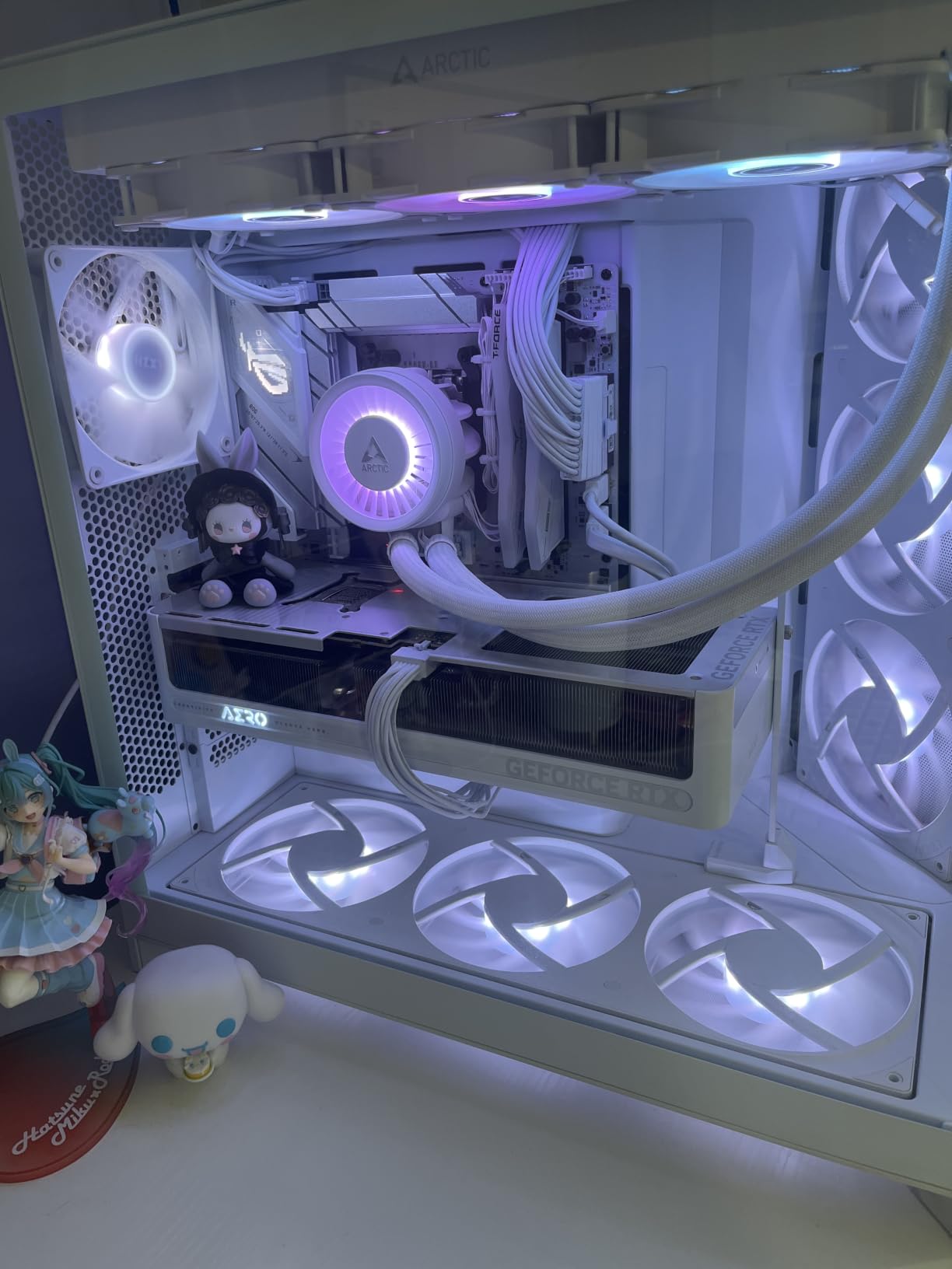 NZXT H9 Flow RGB+ - Dual-Chamber ATX PC Case - Black customer photo 2