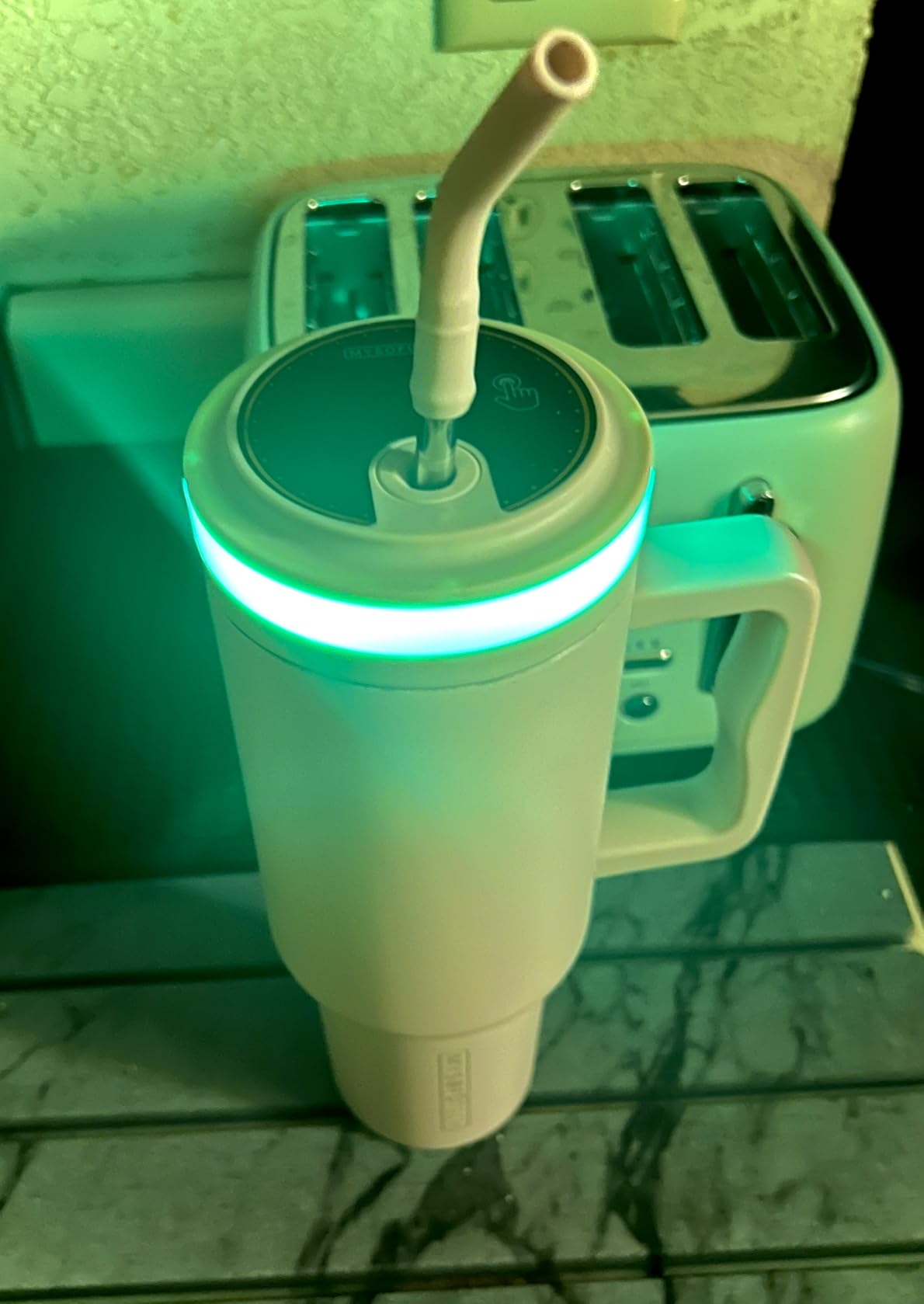 Water Reminder Water Bottle,USB-C Rechargeable,RGB LED Lights Around the Lid,40oz,Insulated Stainless Steel,Ideal Gift for Family and Friends(Almond Birch) customer photo 2