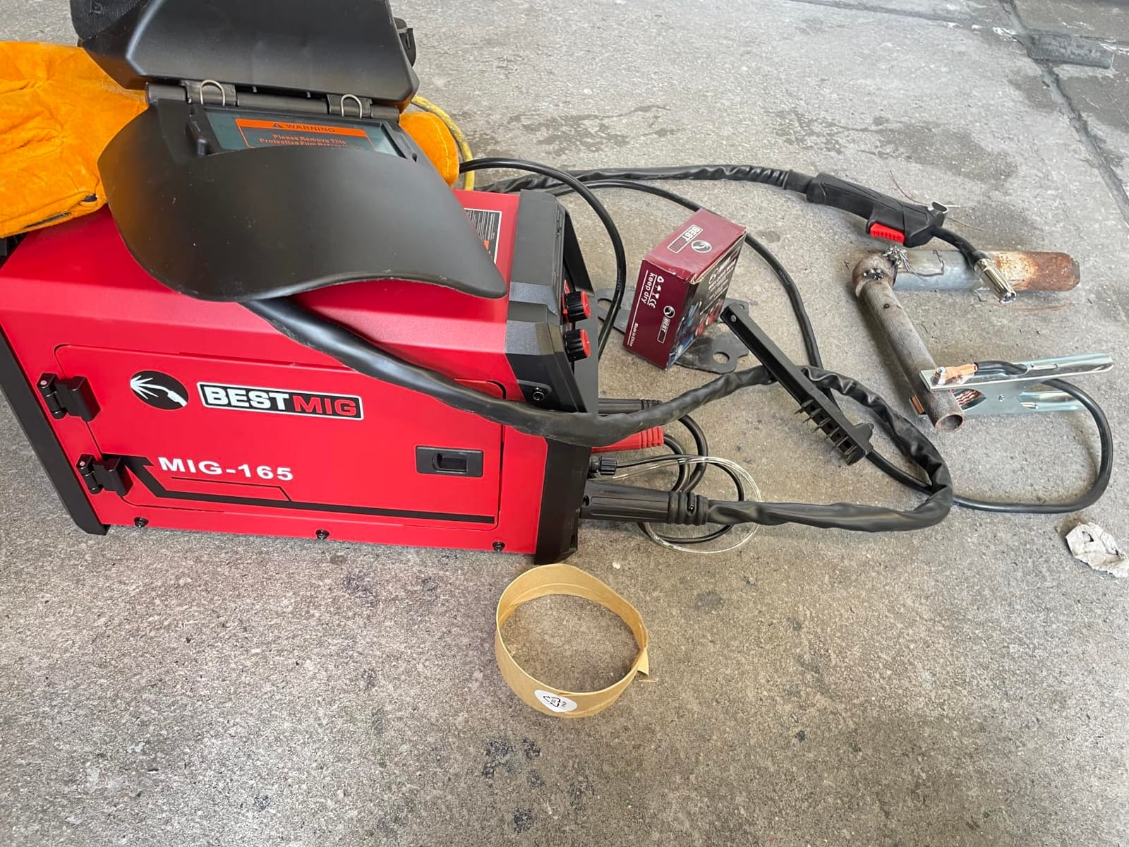 BESTMIG 8 in 1 Aluminum MIG Welder,250Amp 110V/220V Large LED Display,Pulsed MIG/MIG/Gas MIG/Flux Core/Spool Gun MIG/Lift TIG/Stick multiprocess welder,250P customer photo 2