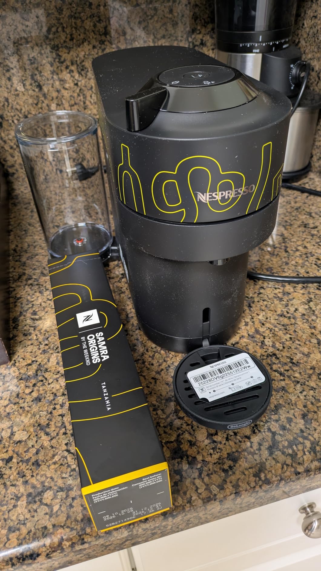 Nespresso Vertuo Pop+ Coffee and Espresso Machine by De'Longhi, Black customer photo 1