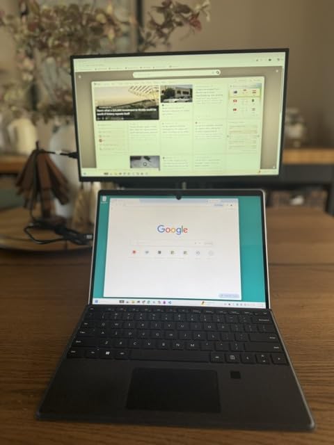 EVICIV Portable Monitor 18.5” 120Hz, 125% sRGB FreeSync 1ms Gaming Monitor customer photo 2