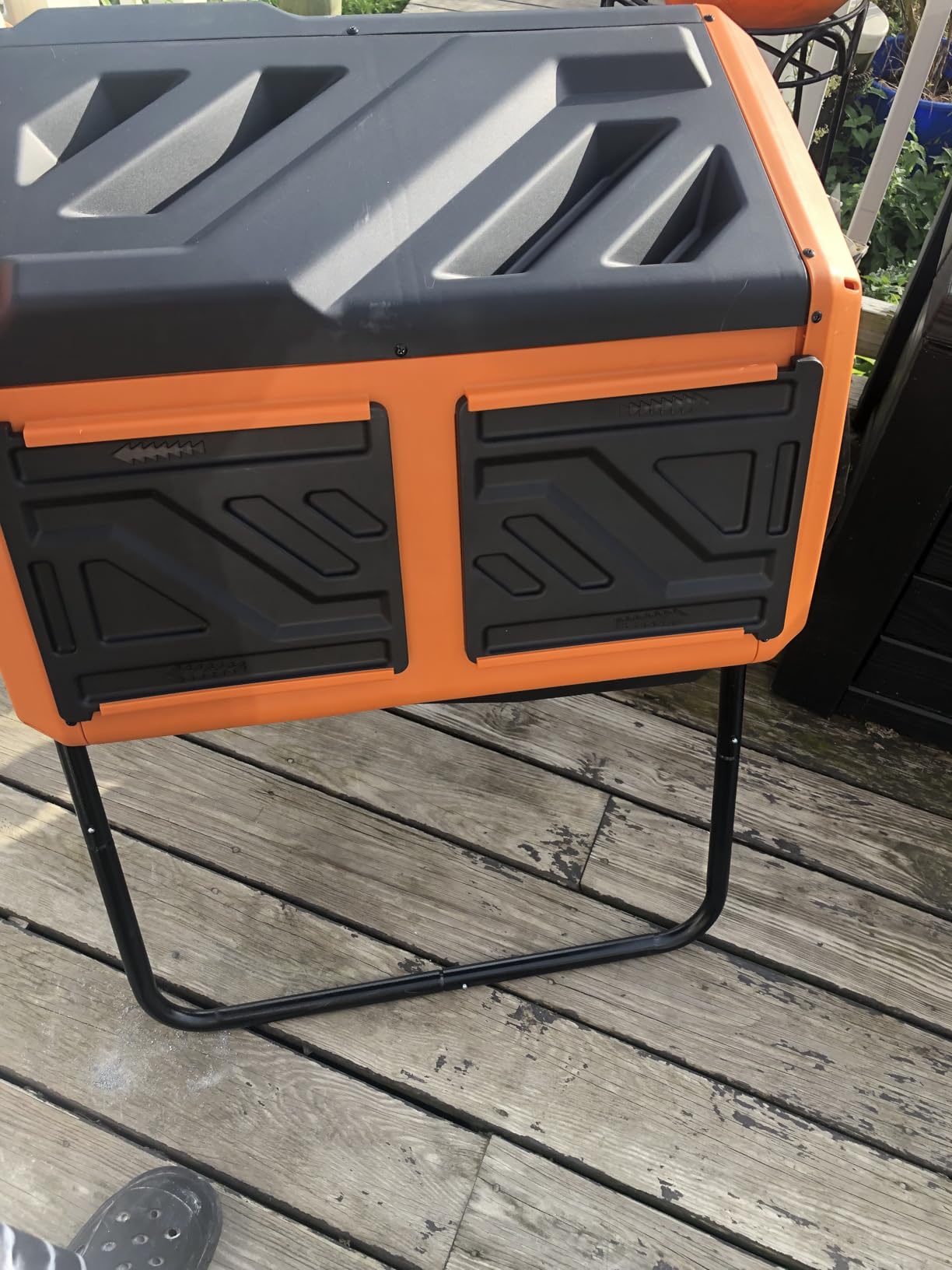 THE Growing 43 Gal Outdoor Compost Bin Tumbler for Backyard Garden, Black customer photo 1