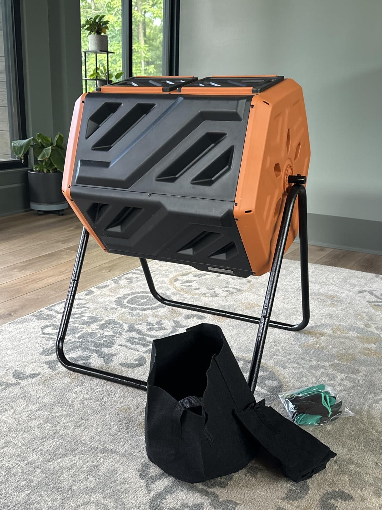 THE Growing 43 Gal Outdoor Compost Bin Tumbler for Backyard Garden, Black customer photo 2