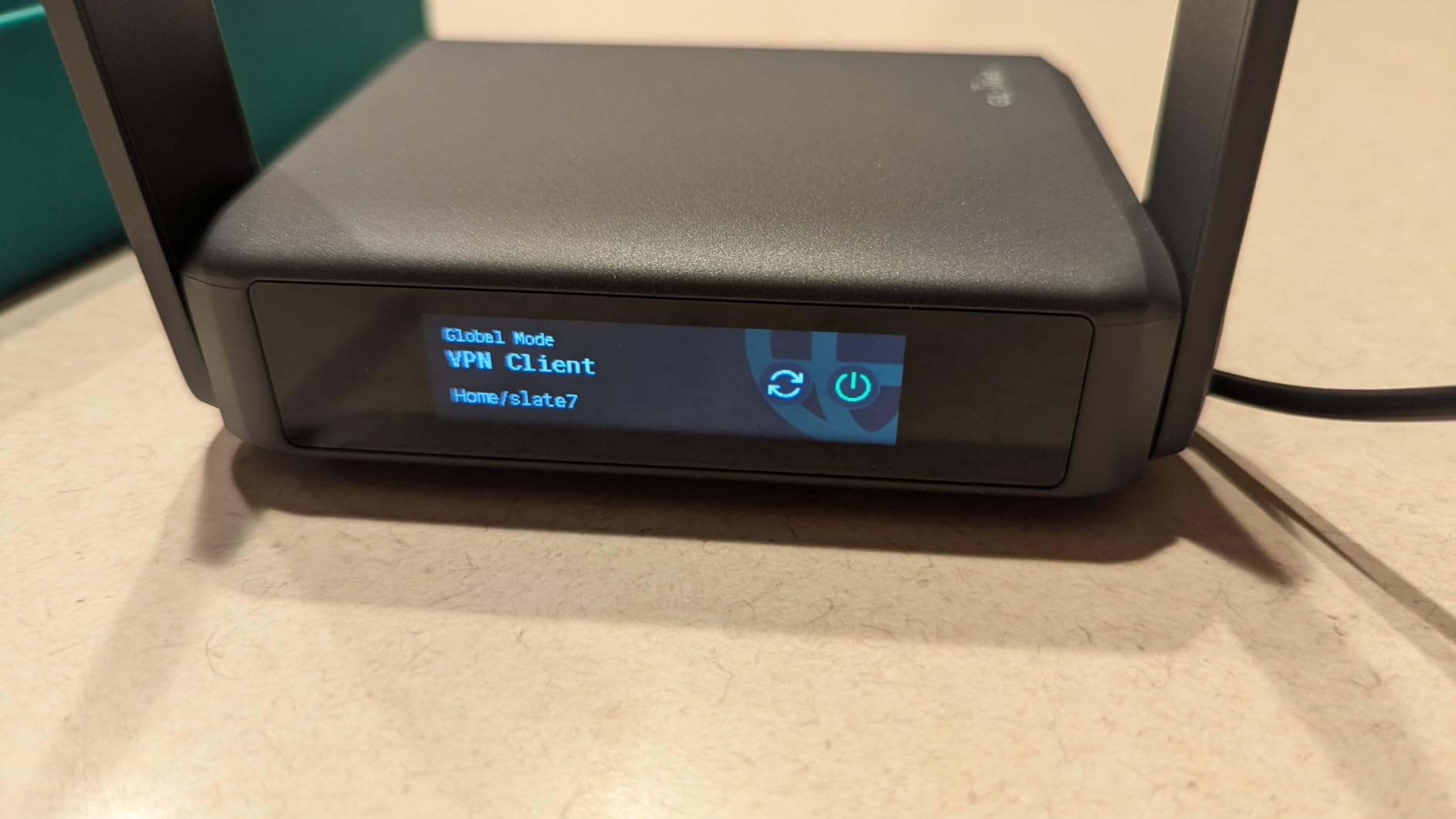 GL.iNet GL-BE3600 Slate 7 Wi-Fi 7 Travel Router Touchscreen 2.5G customer photo 2
