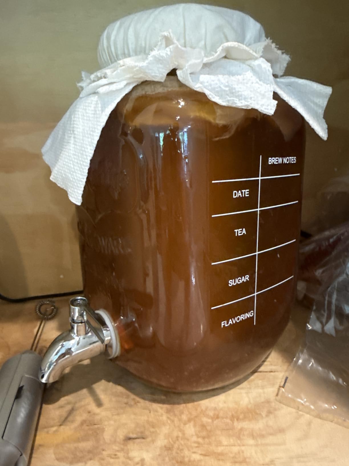 1 Gallon Kombucha Starter Kit, Glass Kombucha Jar with Spigot and Stainless Steel Mesh Filter Fermentation Kit for Home Brewed Kombucha Bottles, Includes Test Strips, Measuring Cups, Cloth Top customer photo 2