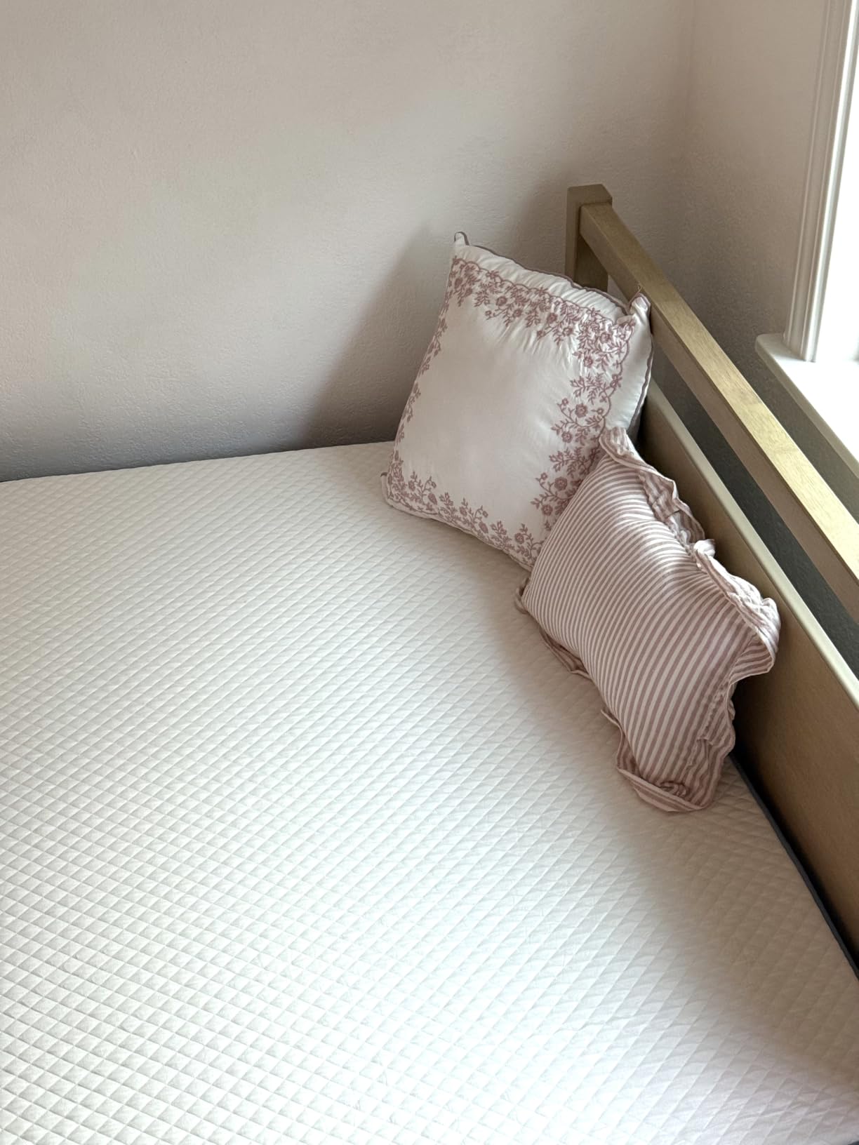 LIFEMENT Full Size Mattress, 8 Inch Full Mattress, Basic Copper Cooling Gel Memory Foam Mattress in a Box, Pressure Relief with Medium Firm Support, CertiPUR-US Certified, 75''L x 54''W customer photo 1