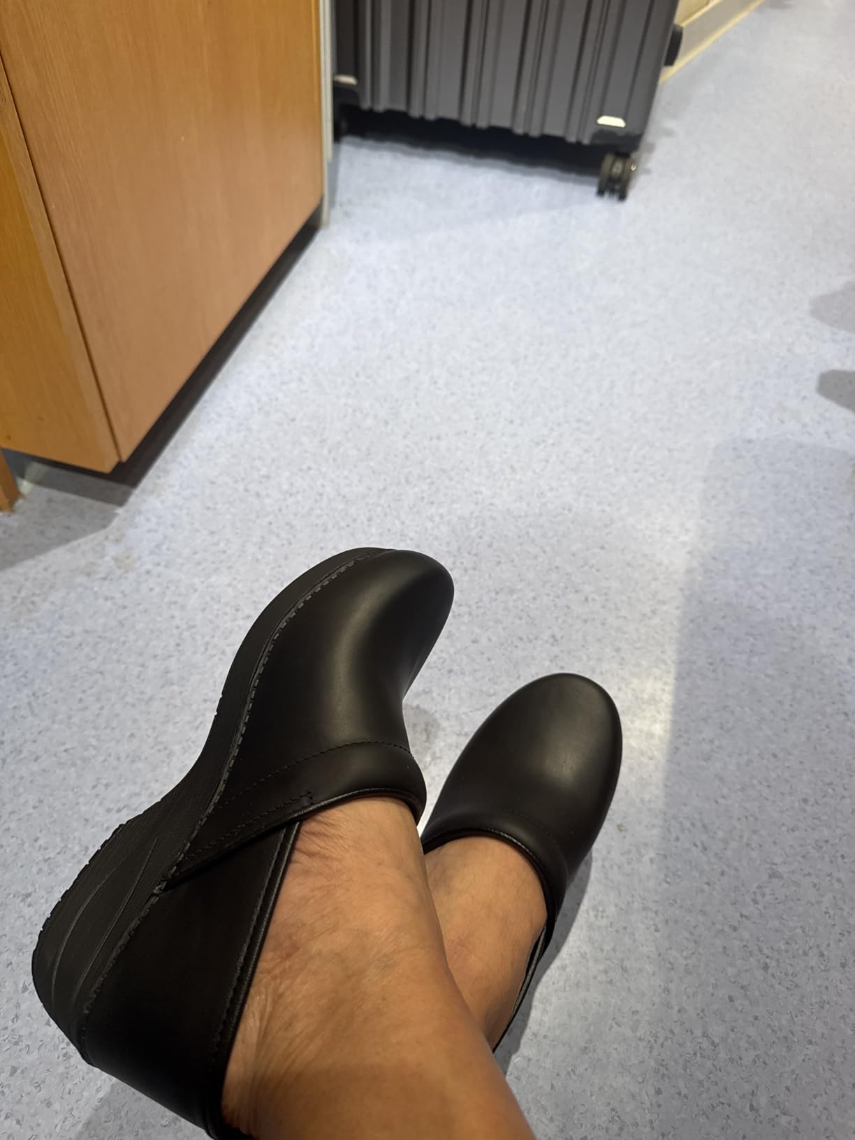 Dansko XP 2.0 Clogs - Lightweight Slip-Resistant Footwear for Comfort and Support - Ideal for Long Standing Professionals - Nursing, Healthcare Professionals customer photo 2