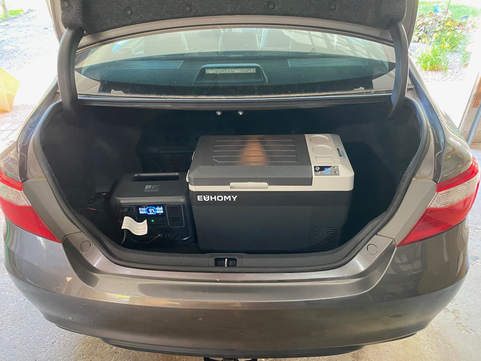 BLUETTI Solar Generator Elite 100 V2 with 200W Solar Panel Included, 1024Wh customer photo 1