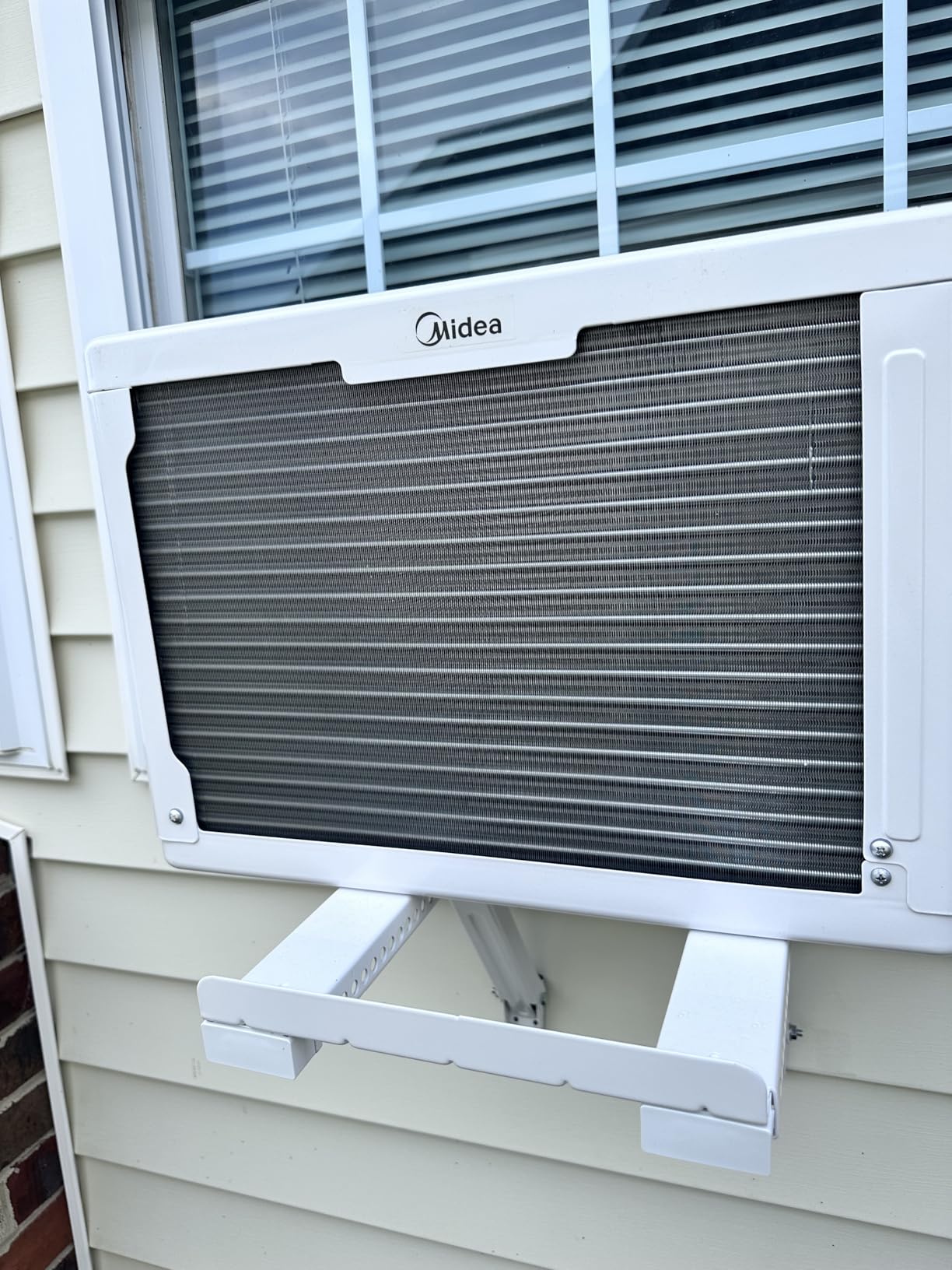 Midea 8,000 BTU U Shaped Smart Inverter Window Air Conditioner - Cools 350 Sq Ft, Ultra Quiet with Open Window Flexibility - Alexa/Google Assistant Compatible - 37% Energy Savings, Remote (Updated) customer photo 1
