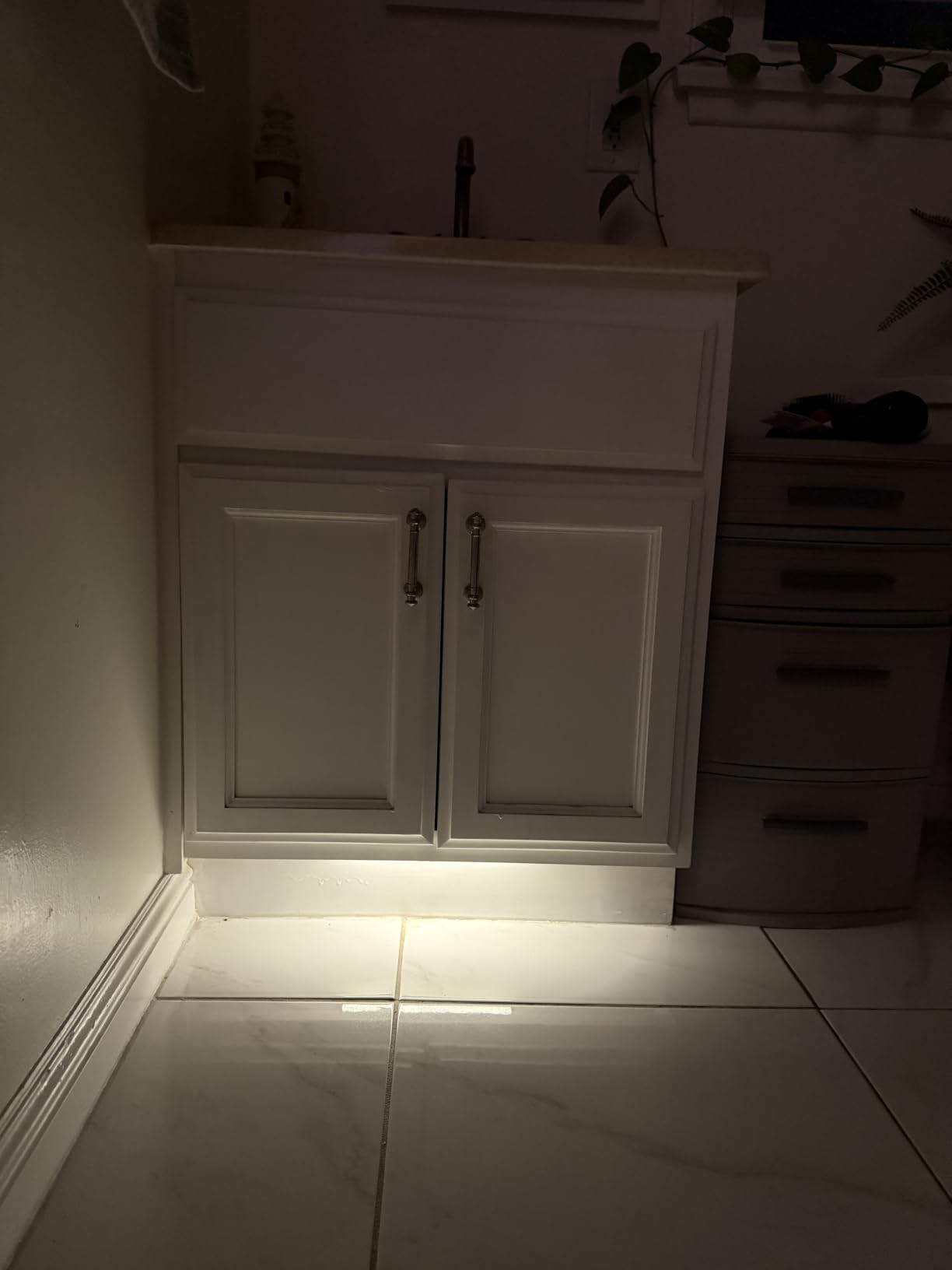 Gritin 14.7inch Under Cabinet Lighting Rechargeable 2 Pack customer photo 1