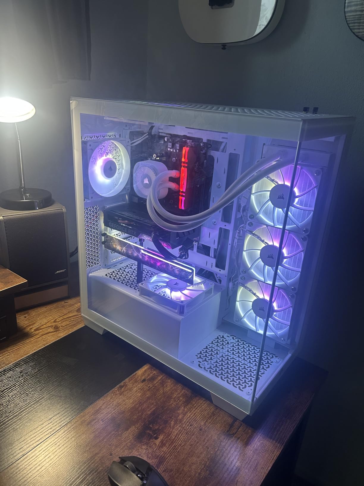 CORSAIR Commander Duo iCUE Link RGB Lighting and PWM ARGB Fan Controller – Control 12 Daisy-Chained PWM Fans, Two Flexible Temperature Sensors Included – Black customer photo 1