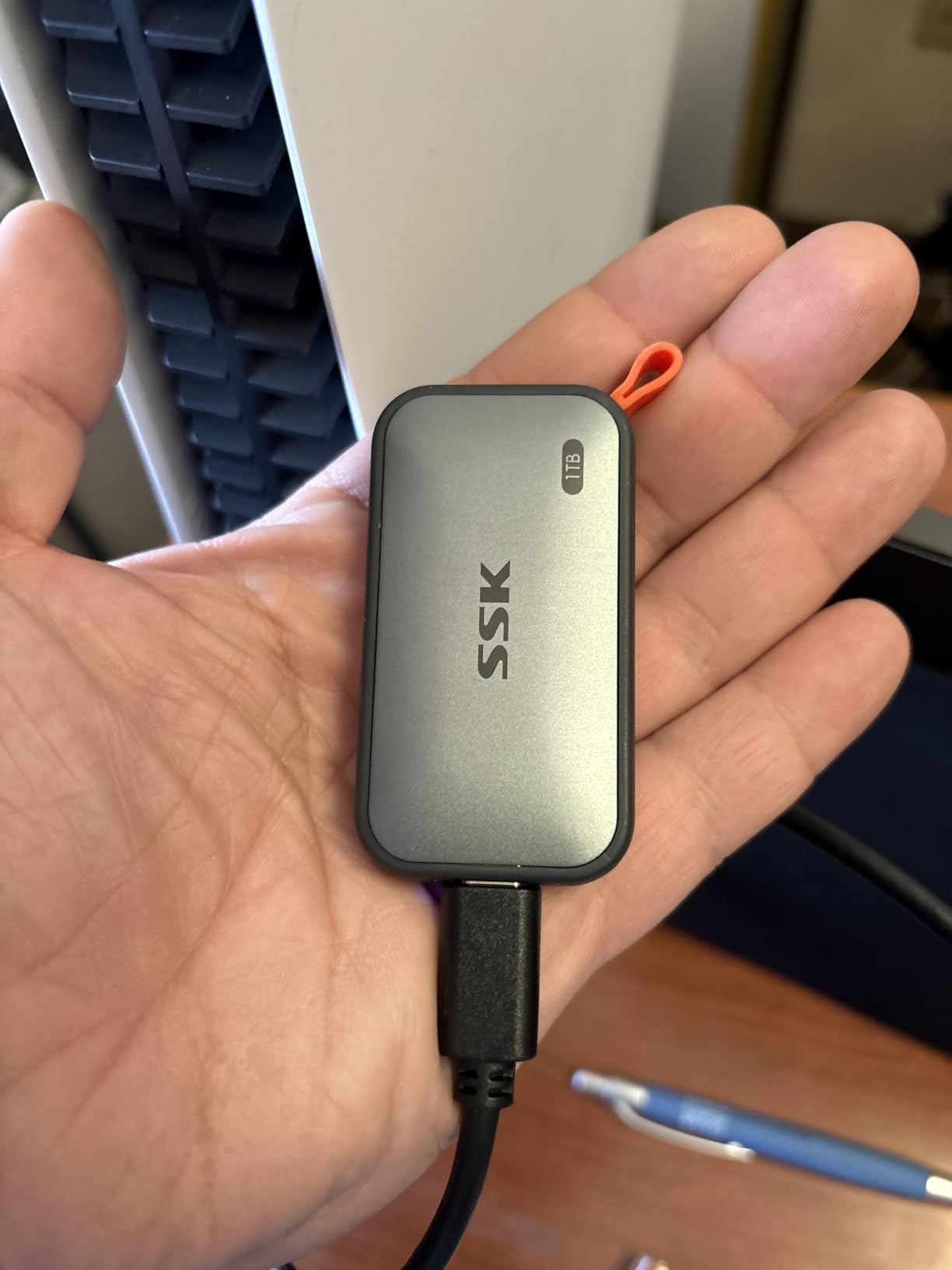 SSK Portable SSD 4TB External Solid State Hard Drive USB C Up to 1050MB/s customer photo 2