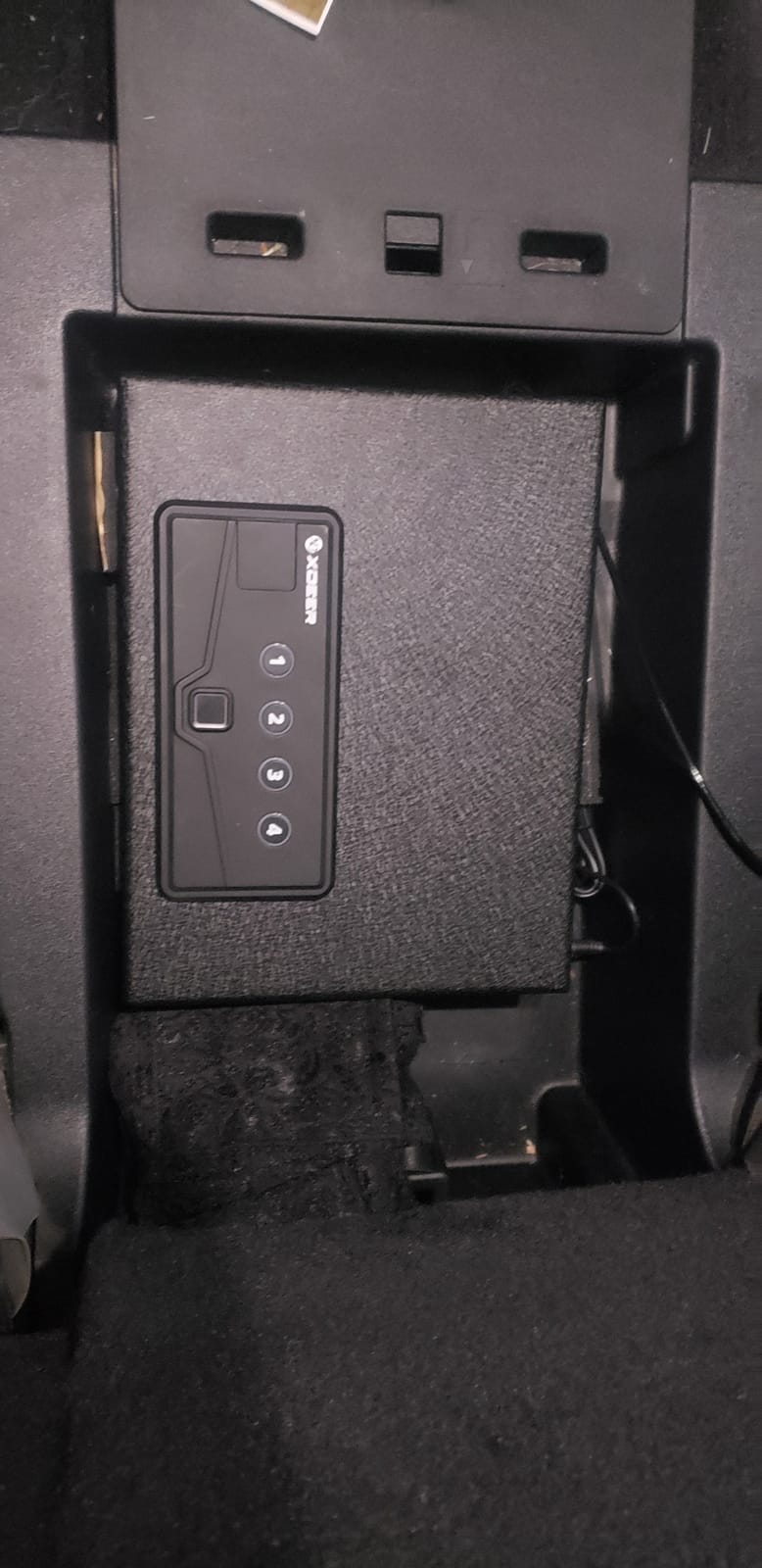 XDeer Biometric Gun Safe for Handgun, Slider Bedside Handgun Safe customer photo 2