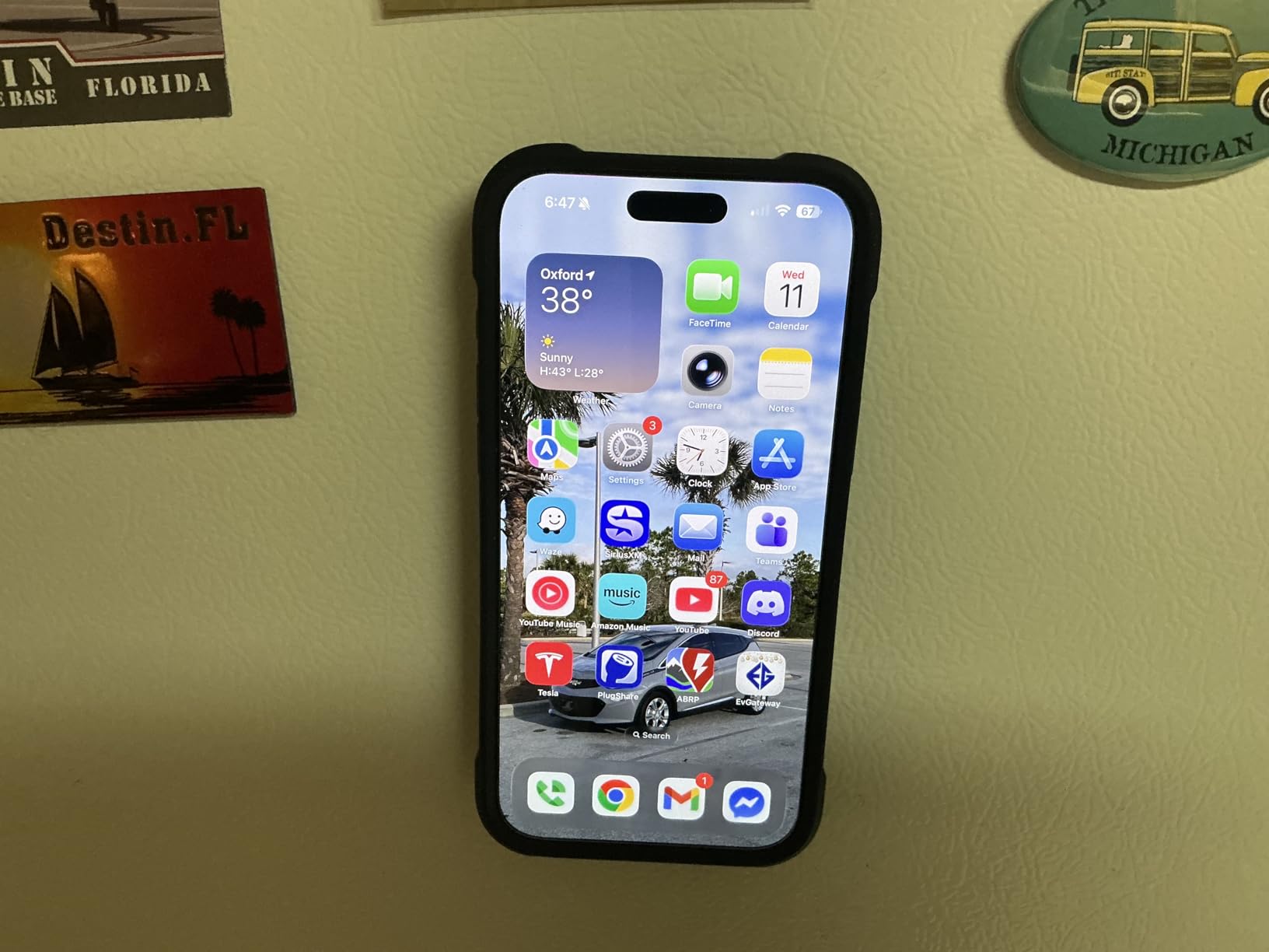 Rokform Rugged Case for iPhone 17, Magnetic + RokLock (Black) customer photo 2