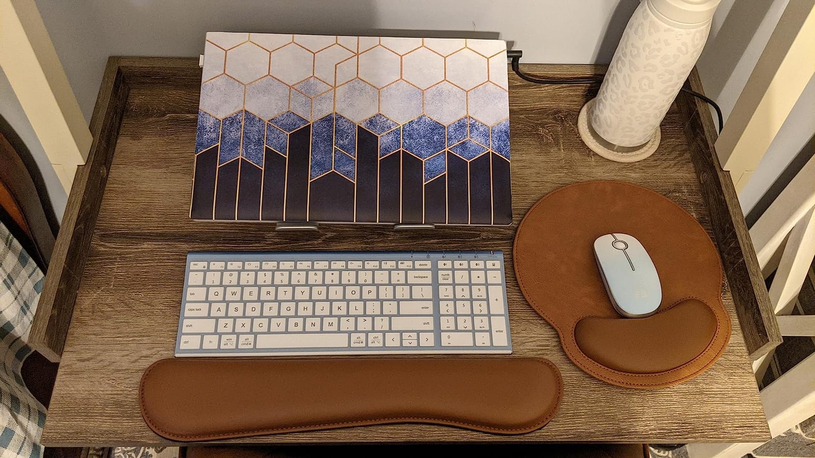 iClever BK10 SE Bluetooth Keyboard for Mac, Slim Full-Size Keyboard, Silver customer photo 1