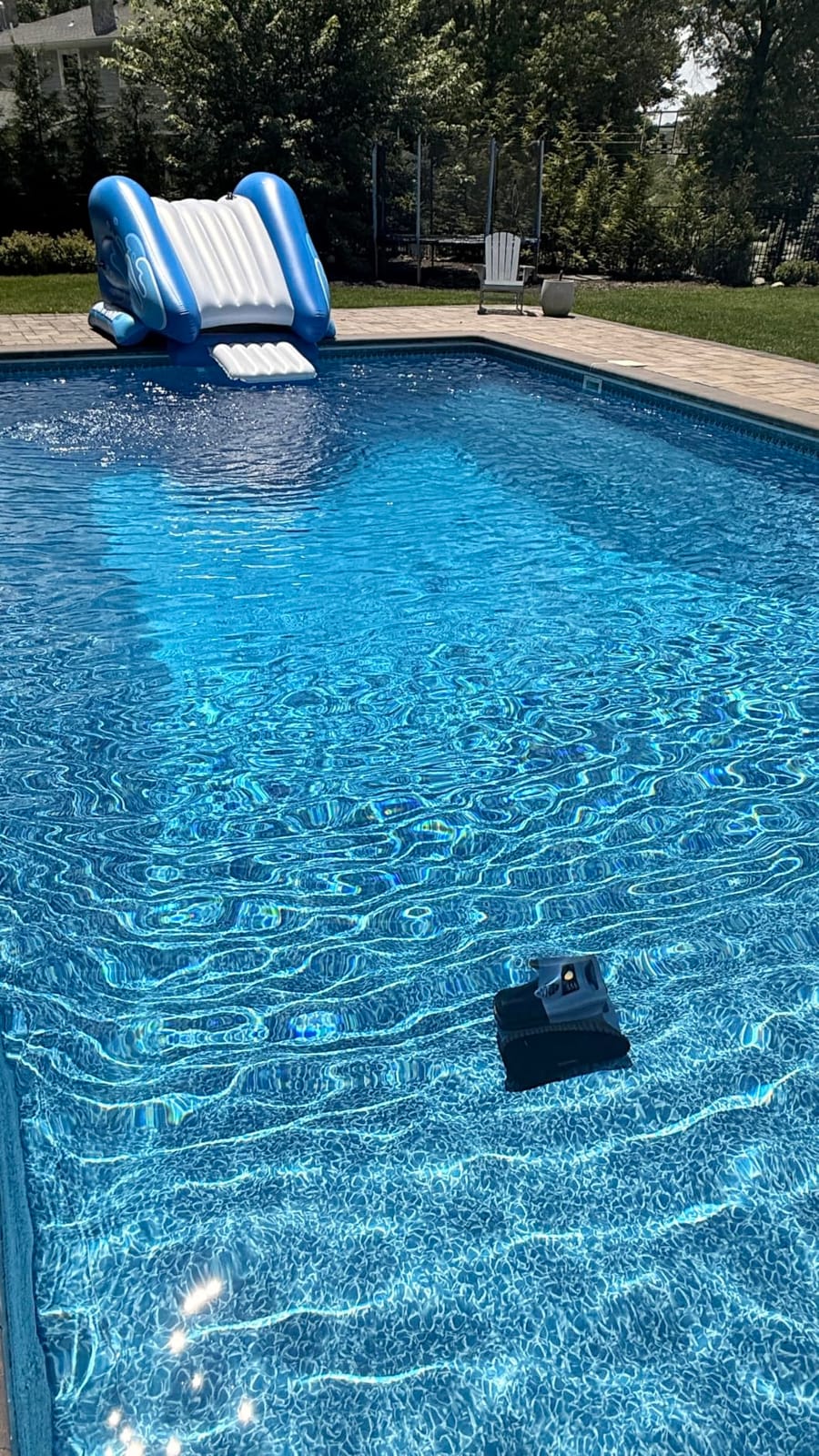 [2026 Release] Automatic Robotic Pool Vacuum for Inground & Above Ground Pools, Wall Climbing Pool Vacuum Cleaner, Cleans Floor, Walls, Waterline, Drain & Skimmer up to 2150 Sq. Ft., 190 Min customer photo 2