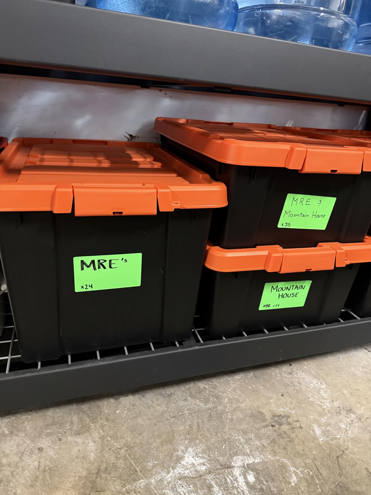 IRIS USA 4 Pack 12 Gallon Lockable Storage Bins, Heavy Duty Stackable Containers with Lids for Garage Organization or Moving, Black/Orange customer photo 1