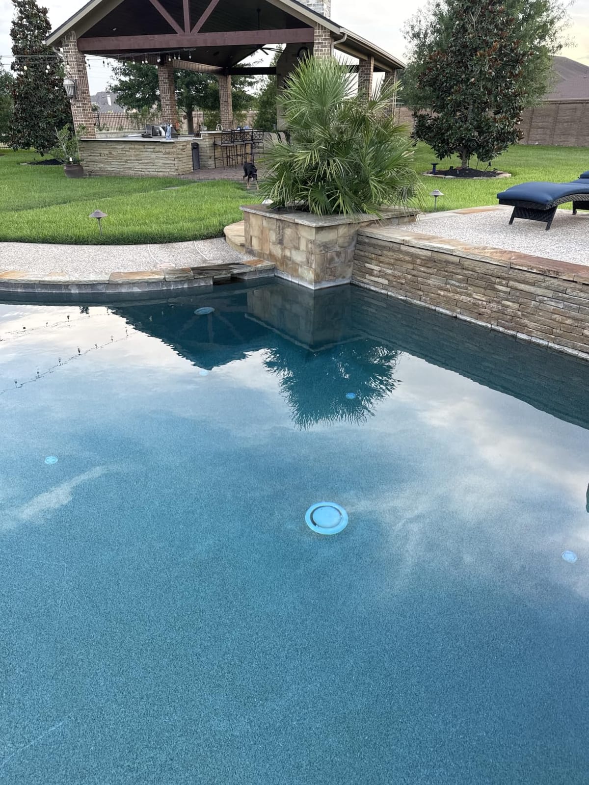 Beatbot Sora 10 Cordless Pool Vacuum Robot for Inground & Above Ground Pools, 6800 GPH Suction, Floor/Wall/Waterline/Shallow Area Cleaning, Waterline Parking, 300 Mins Runtime, Mint Green customer photo 2